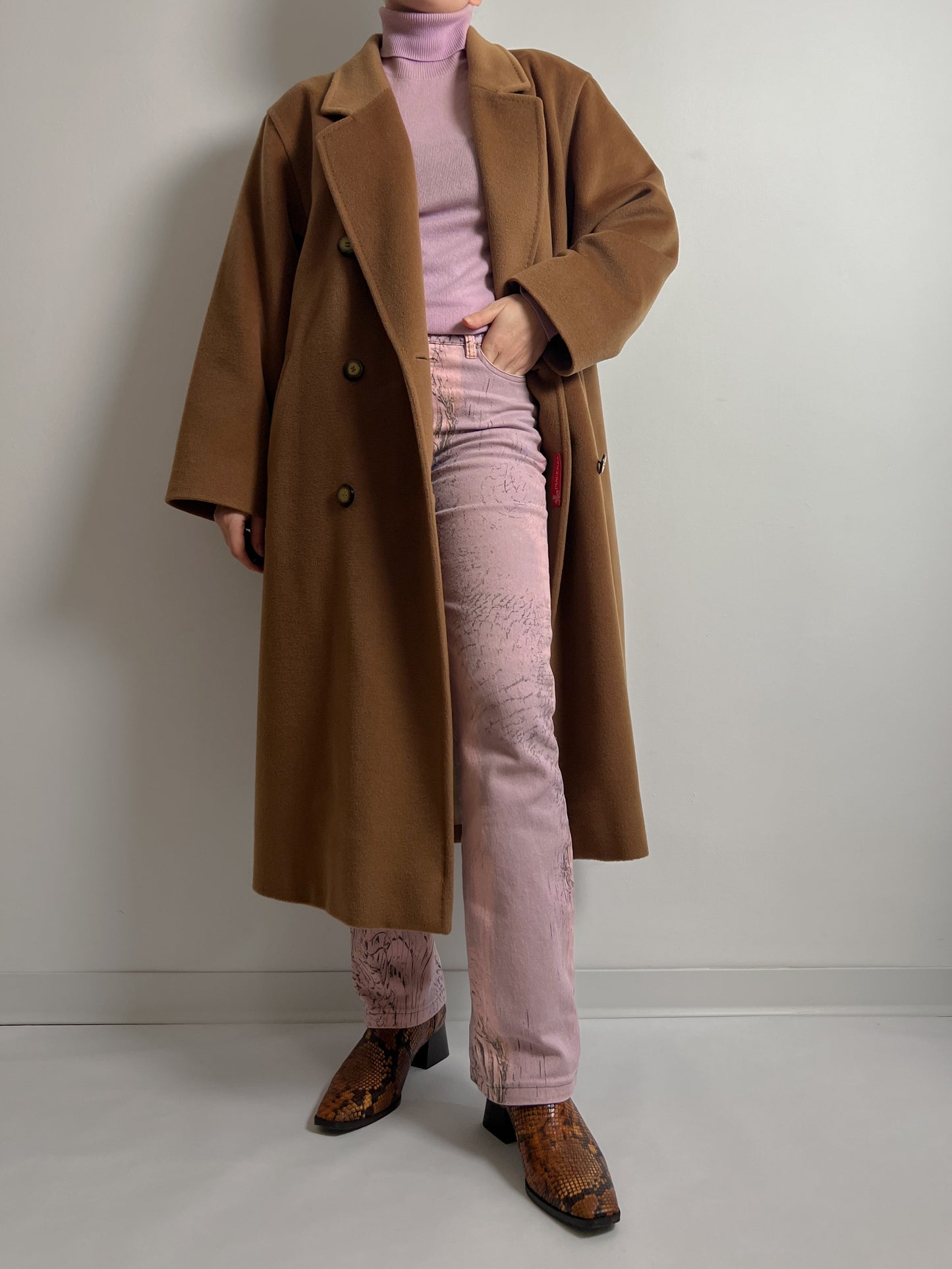 Piacenza pure virgin wool camel coat