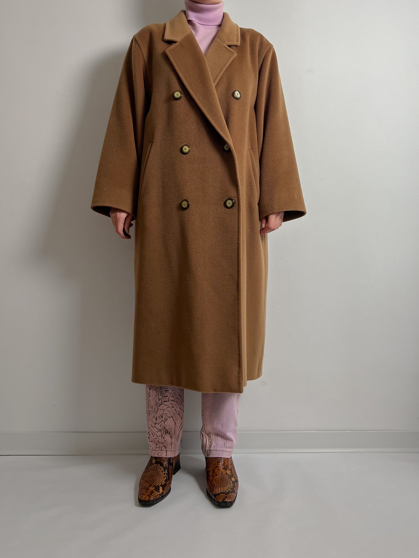 Piacenza pure virgin wool camel coat