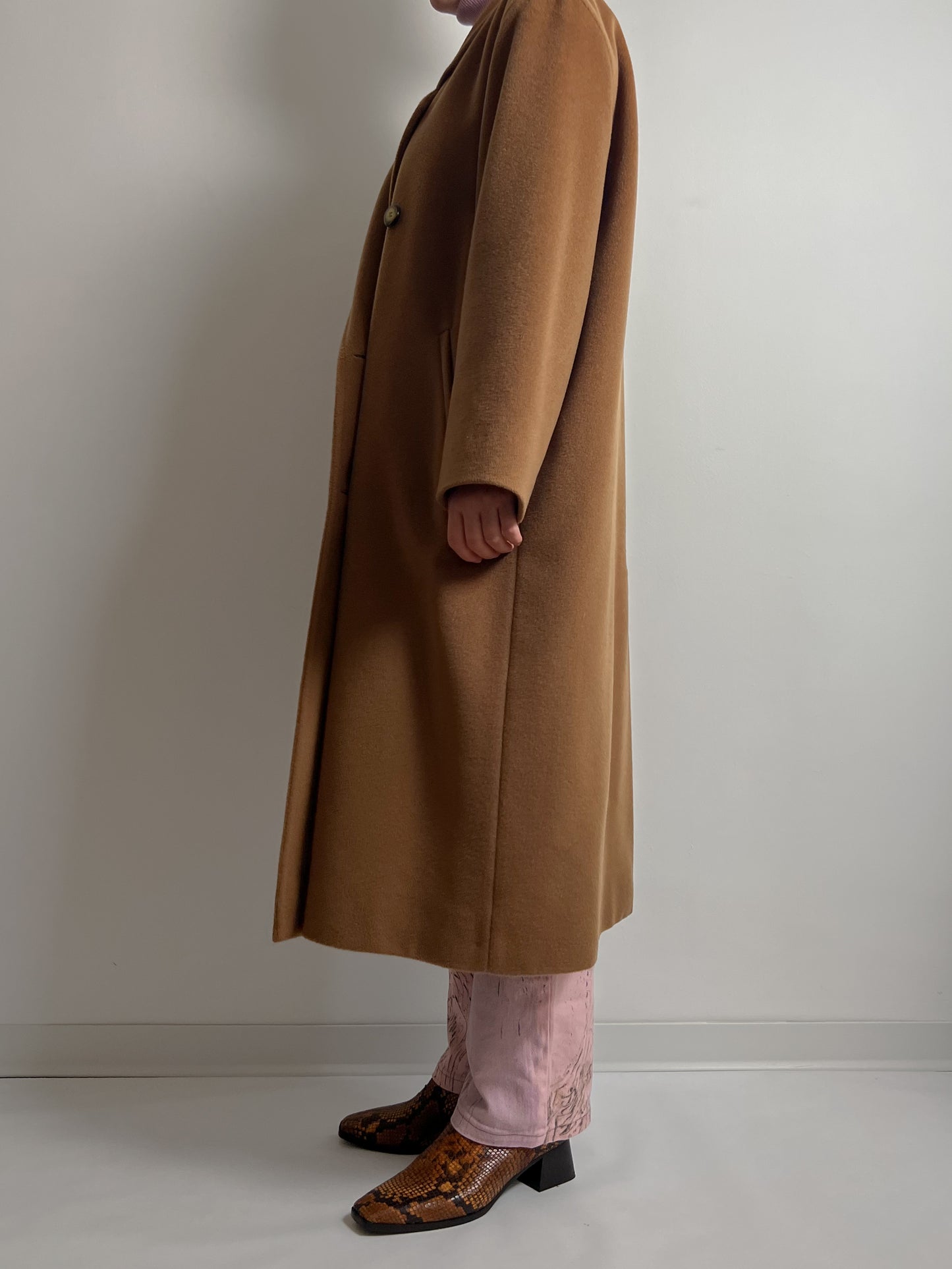 Piacenza pure virgin wool camel coat