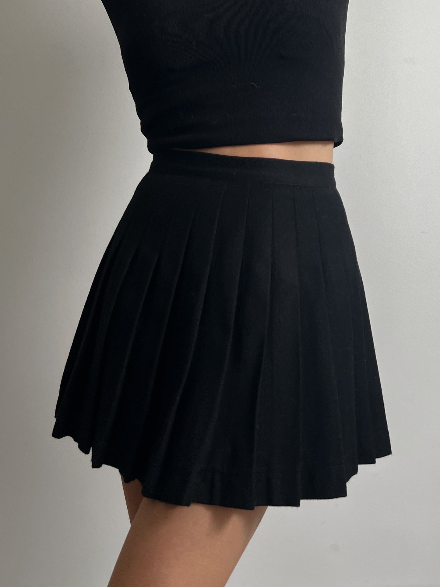 Pure wool black mini skirt