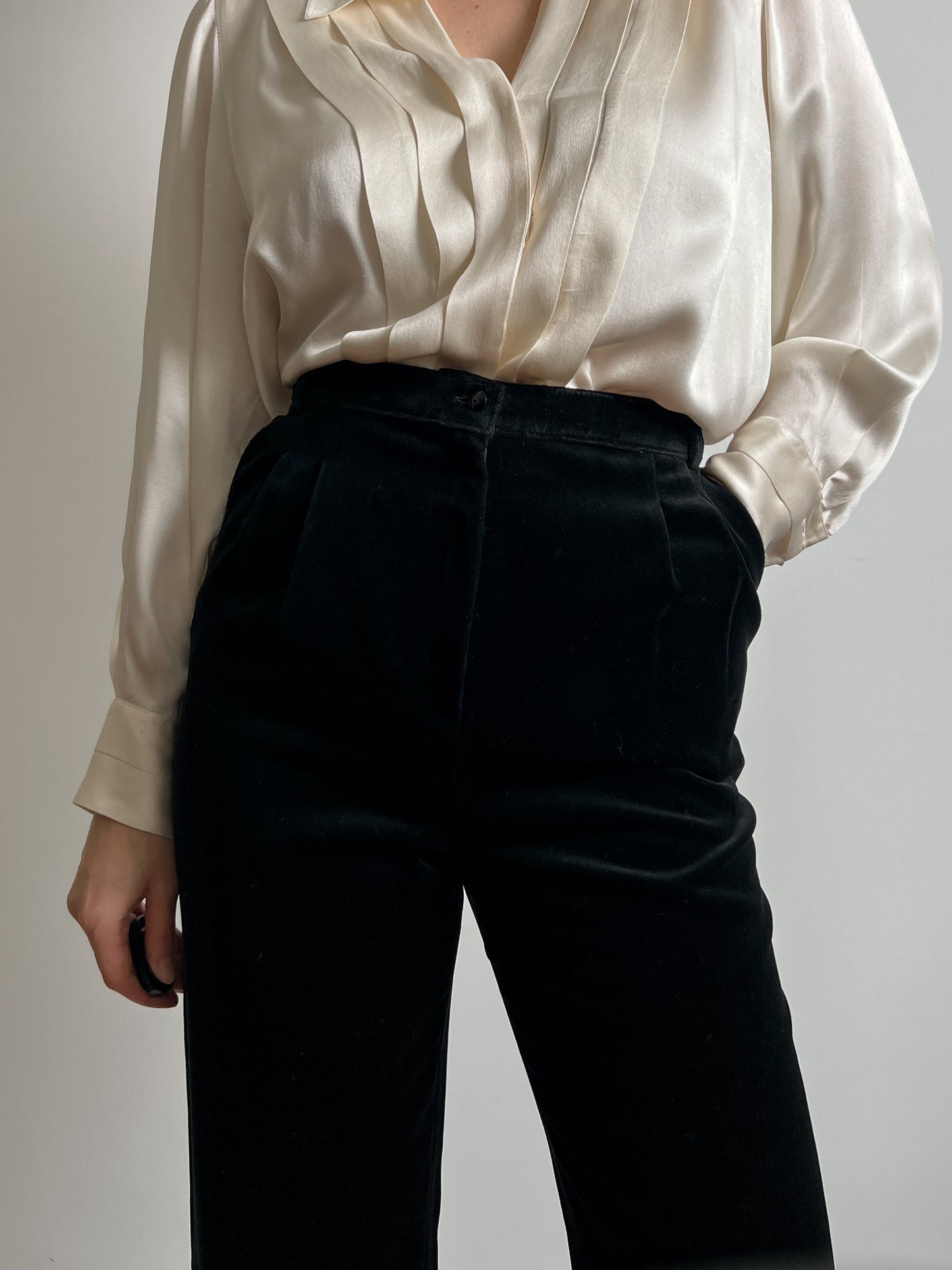 Velvet tailored black pants