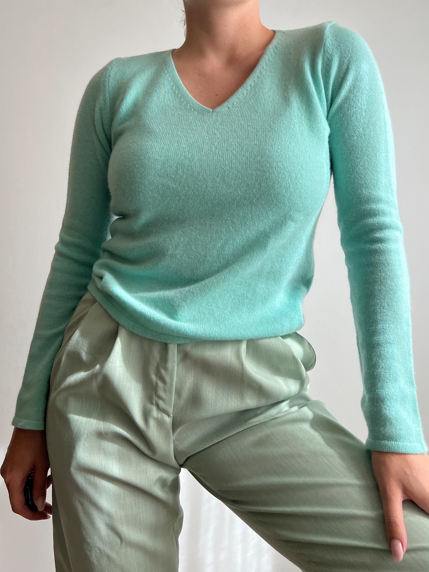 Maglione verde acqua in cashmere