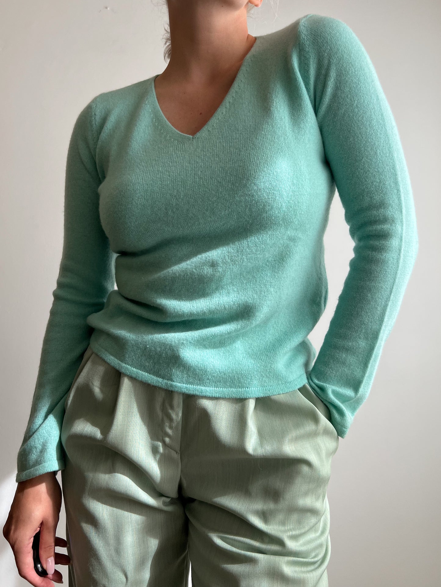 Maglione verde acqua in cashmere