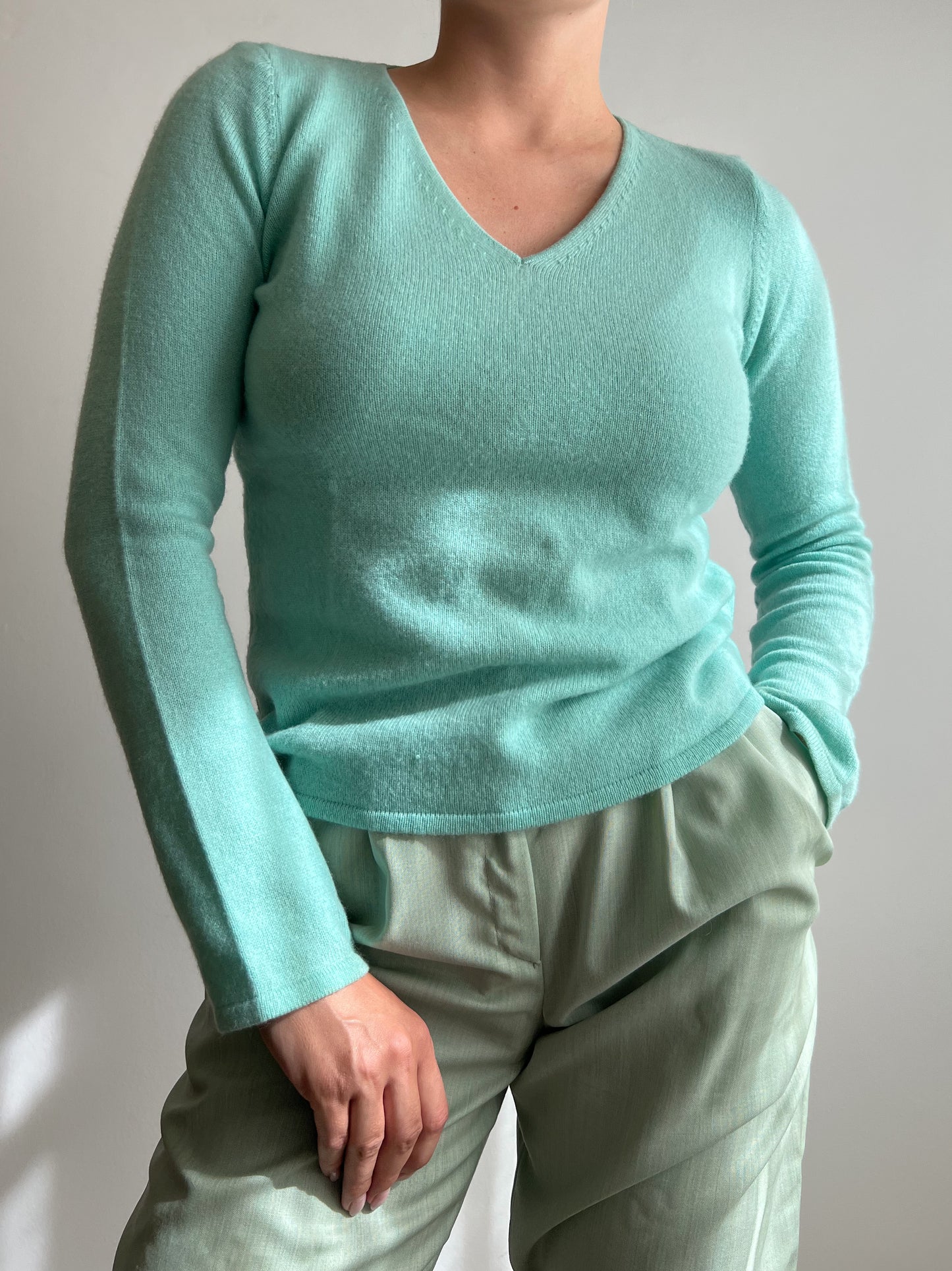 Maglione verde acqua in cashmere