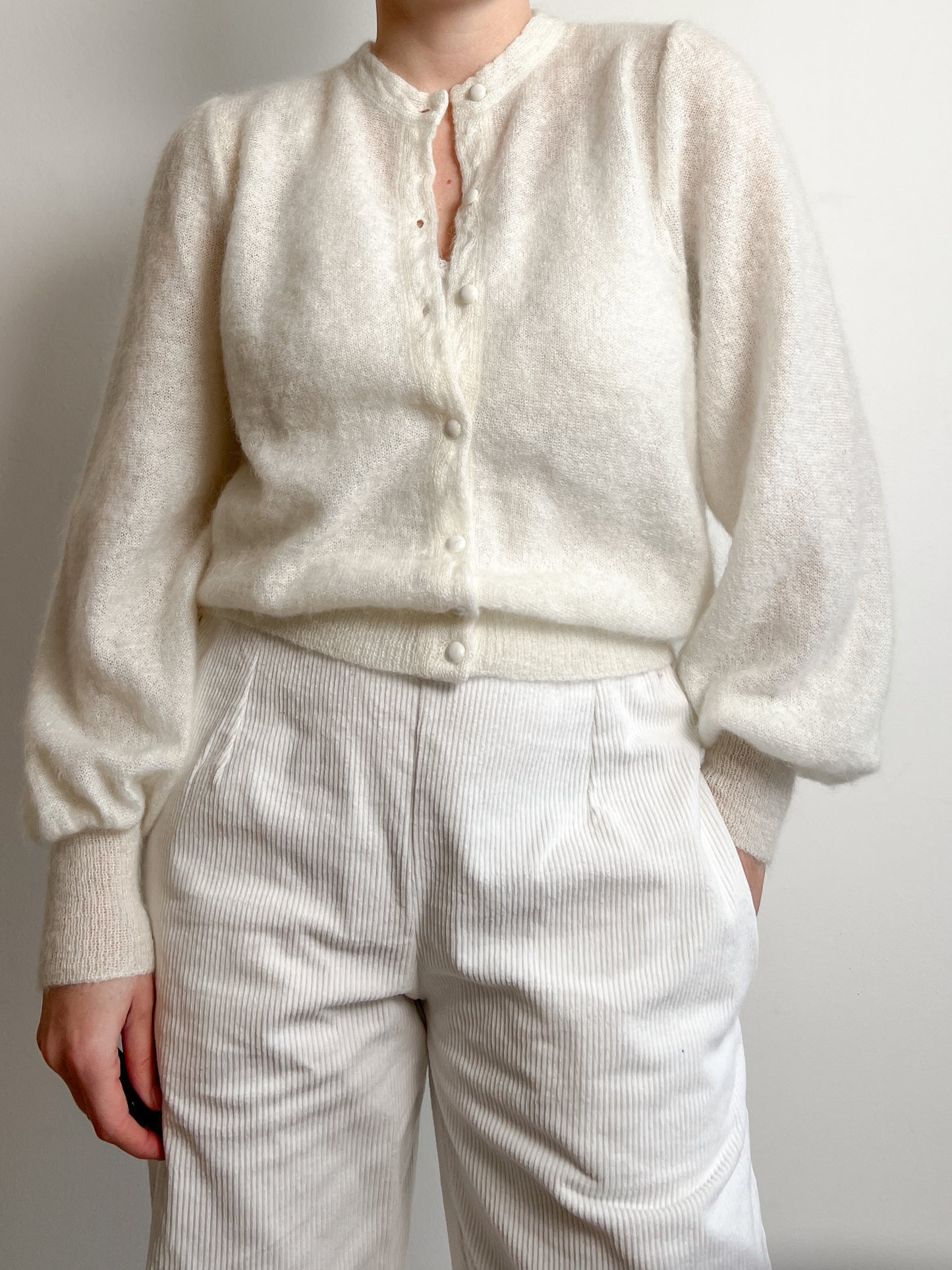 Mohair wool milk cardigan