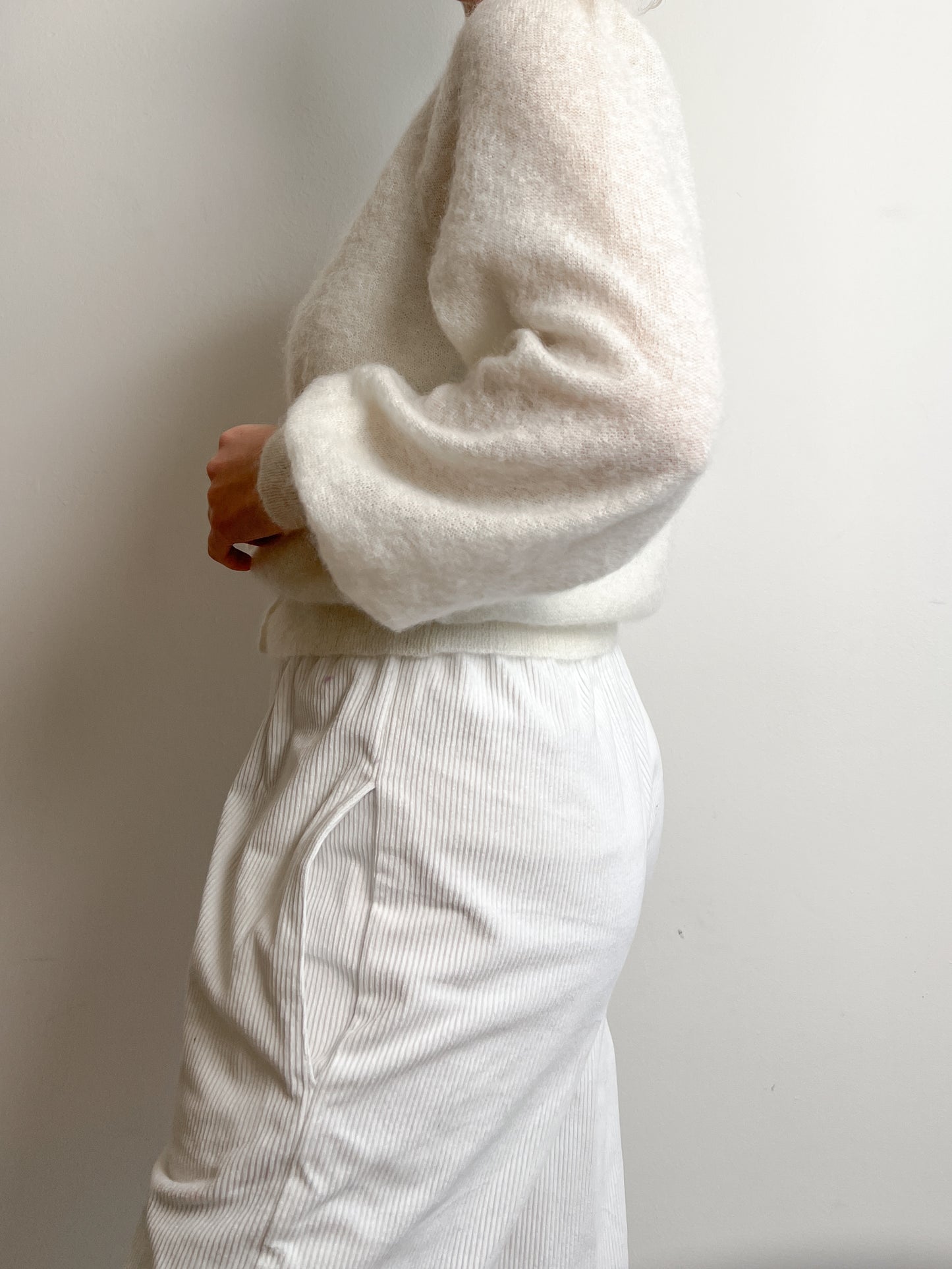 Mohair wool milk cardigan