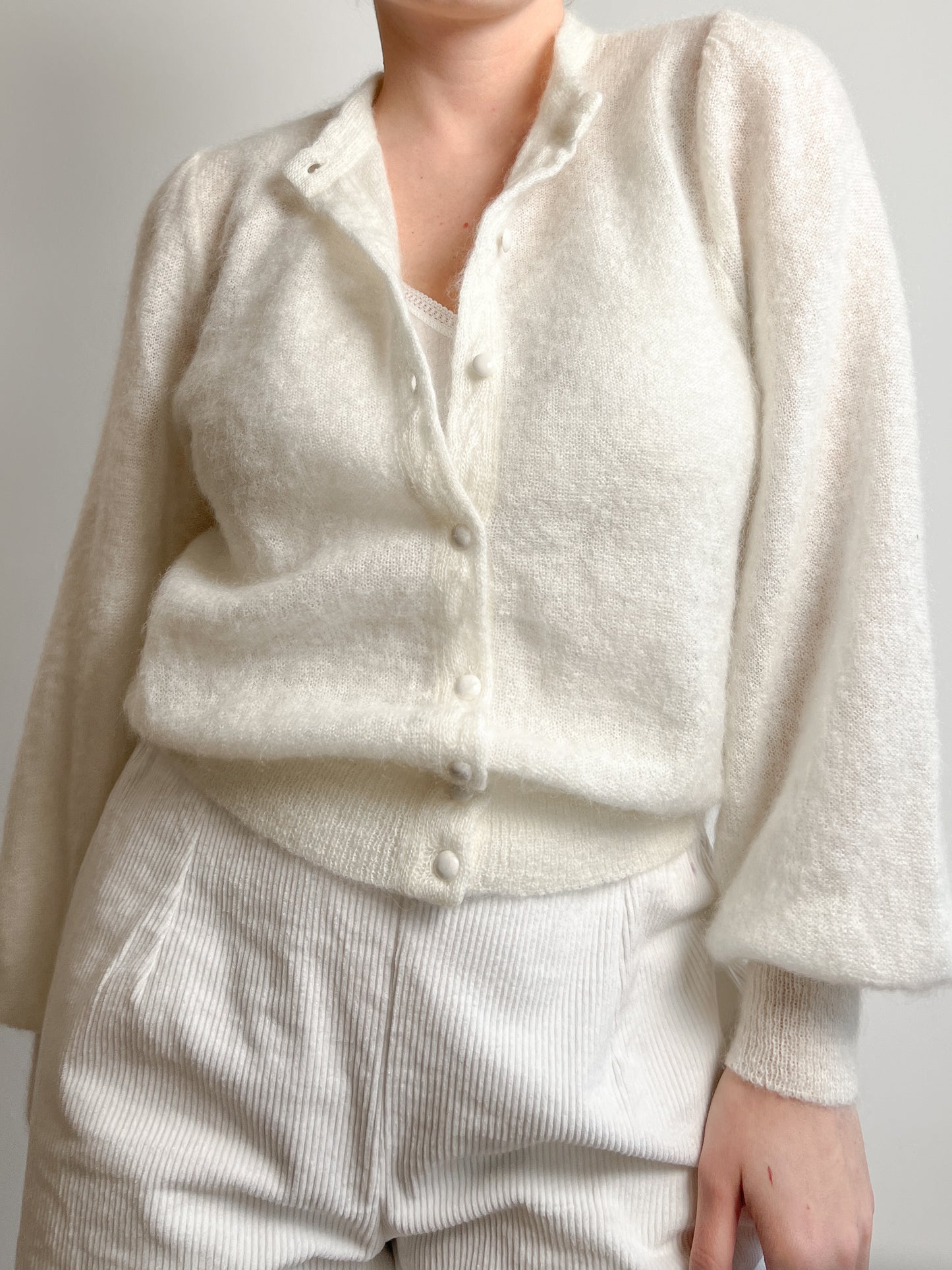 Mohair wool milk cardigan