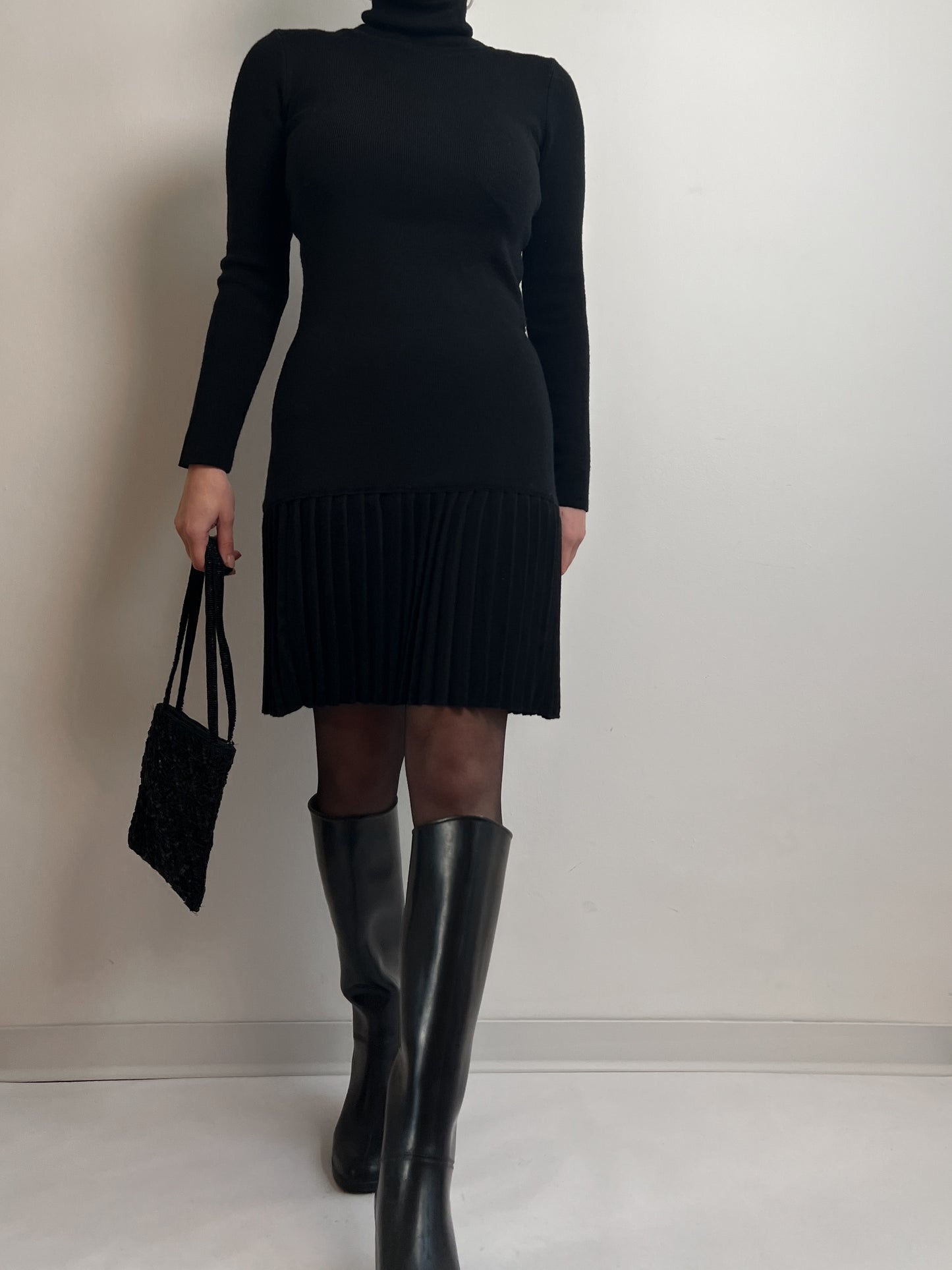 Pure merino wool black dress