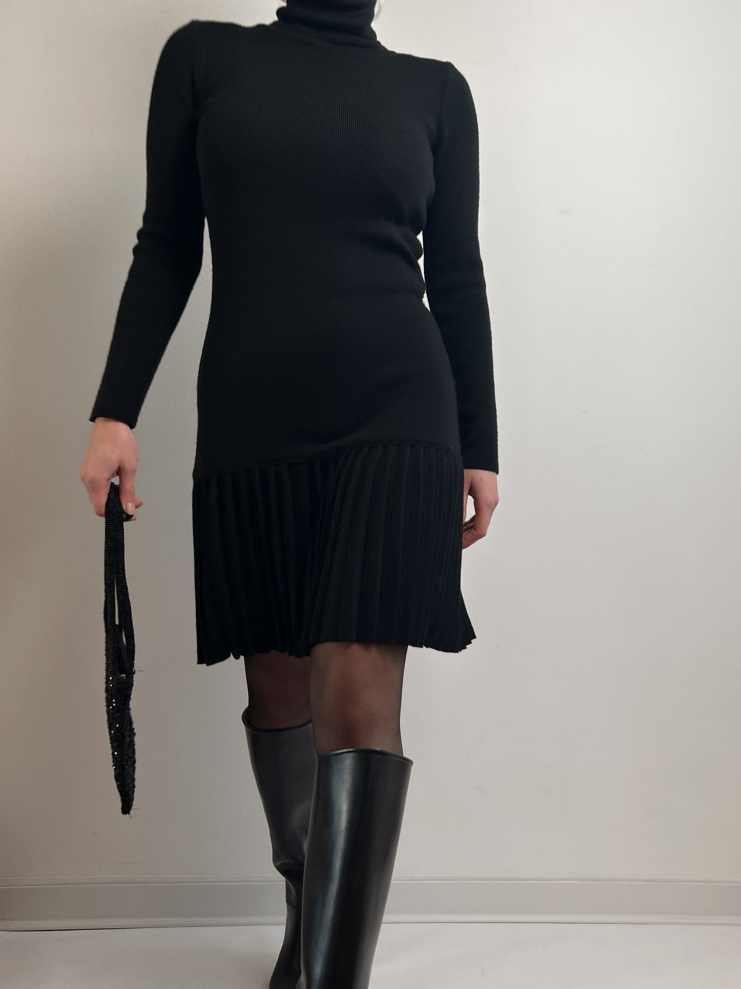 Pure merino wool black dress