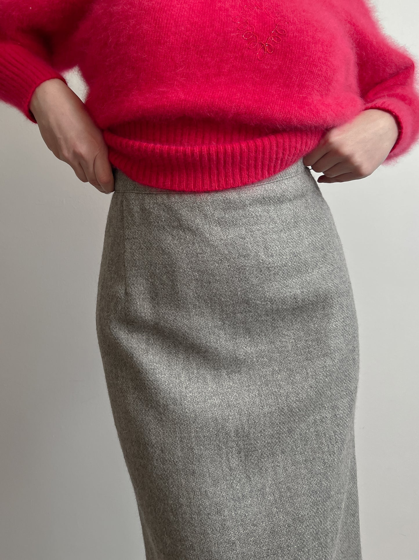 Pure wool grey midi skirt