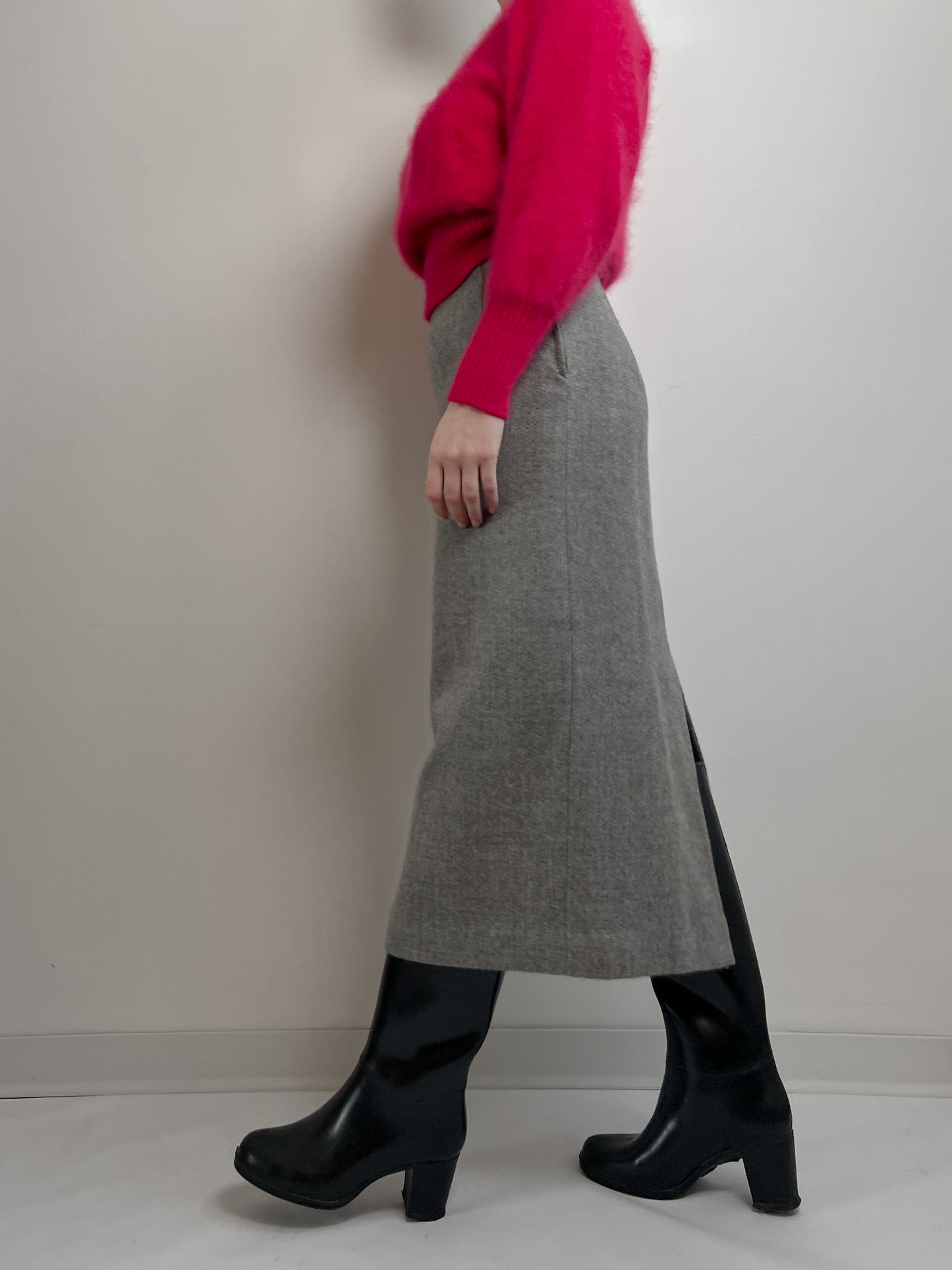 Pure wool grey midi skirt