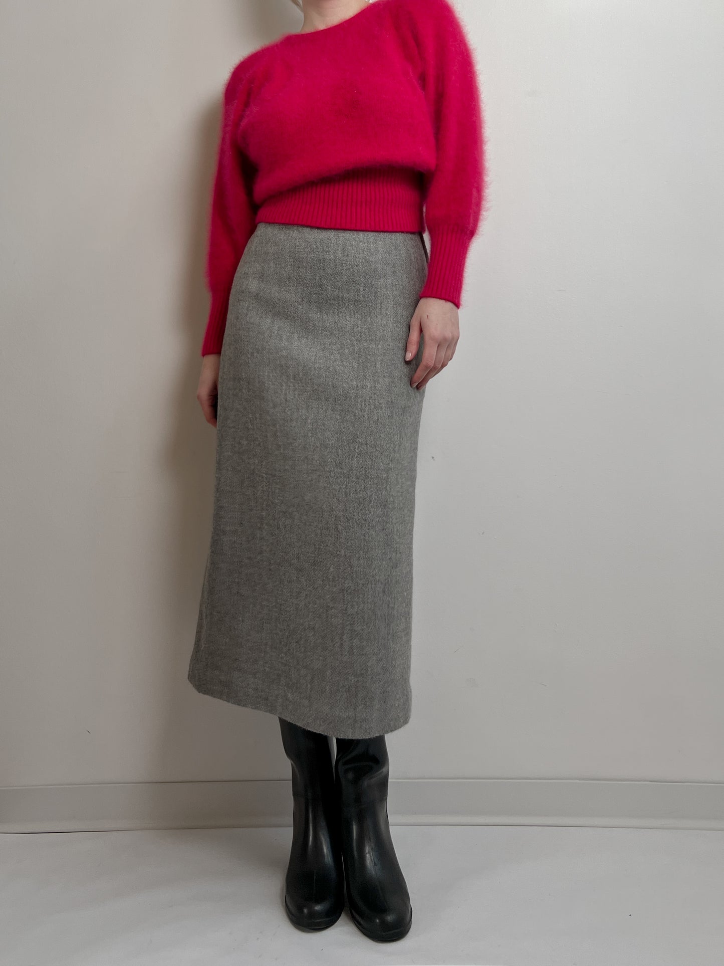 Pure wool grey midi skirt