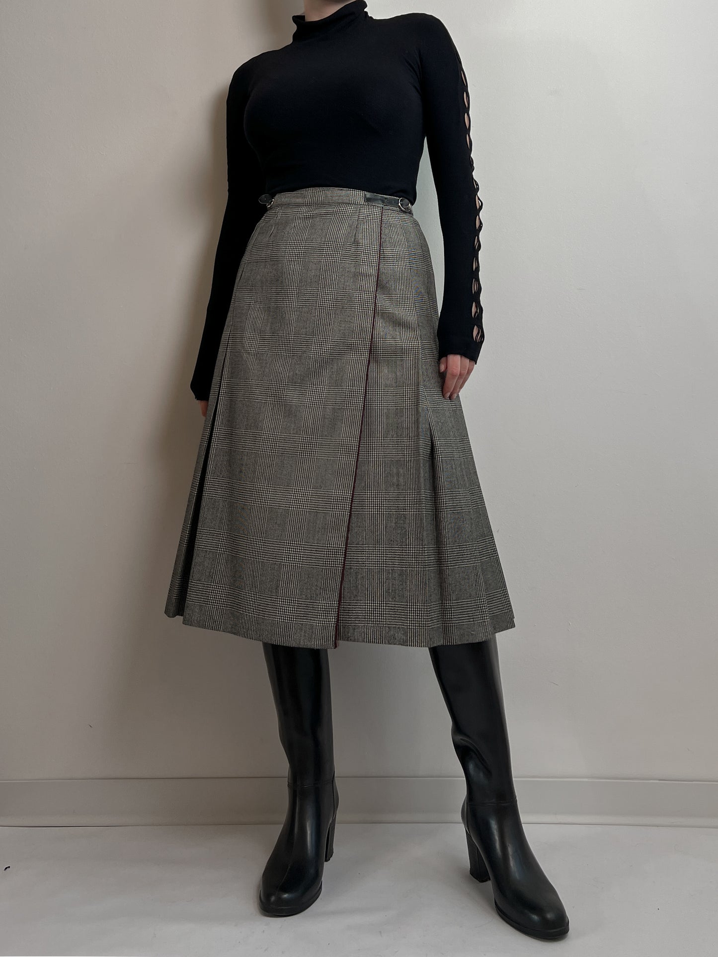 Pure wool pleated midi skirt