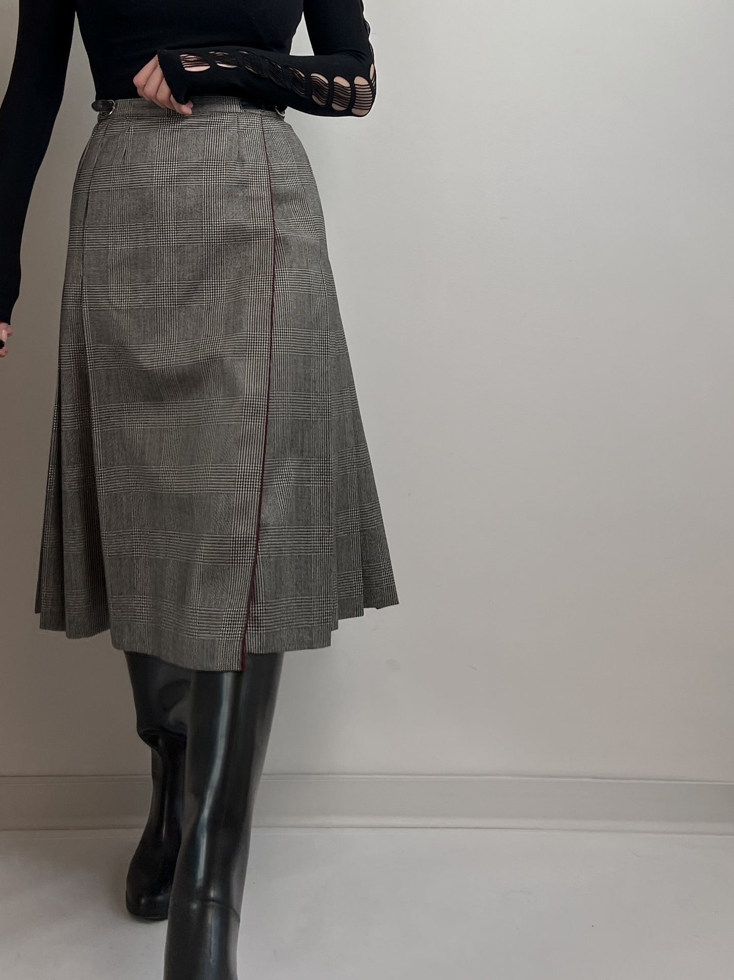 Pure wool pleated midi skirt