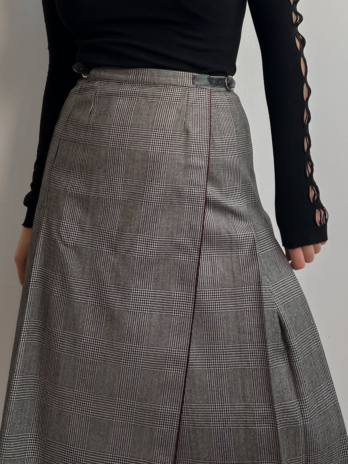 Pure wool pleated midi skirt