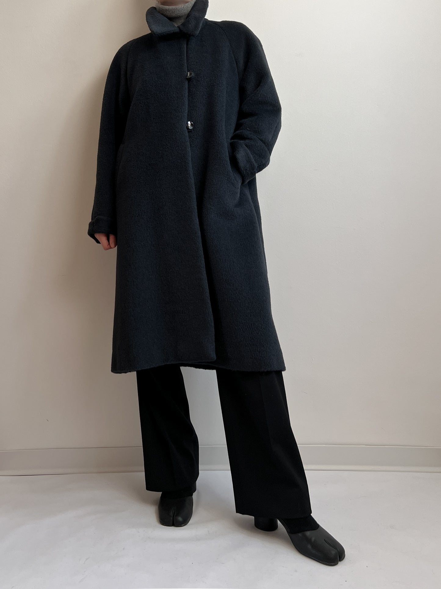 Lama blue long coat