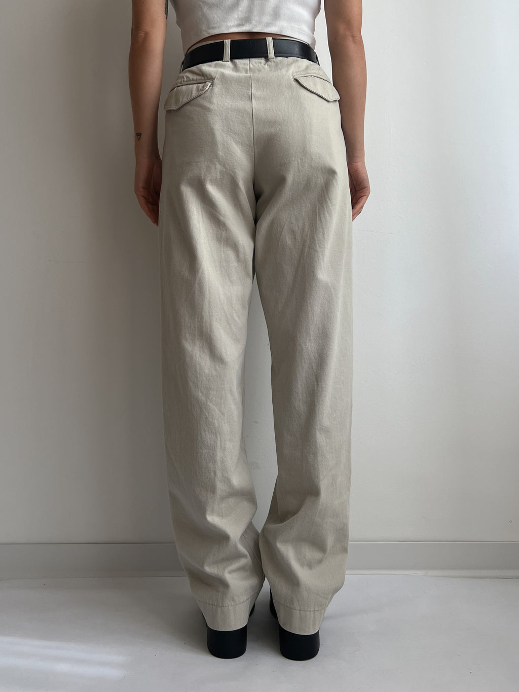 Pantaloni sartoriali con pinces
