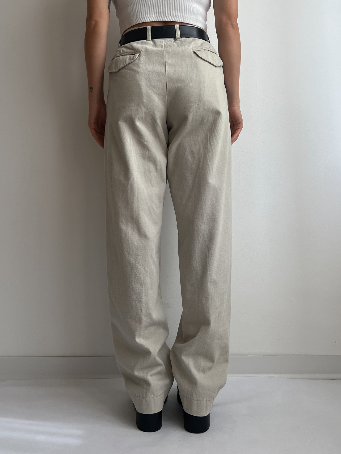 Pantaloni sartoriali con pinces