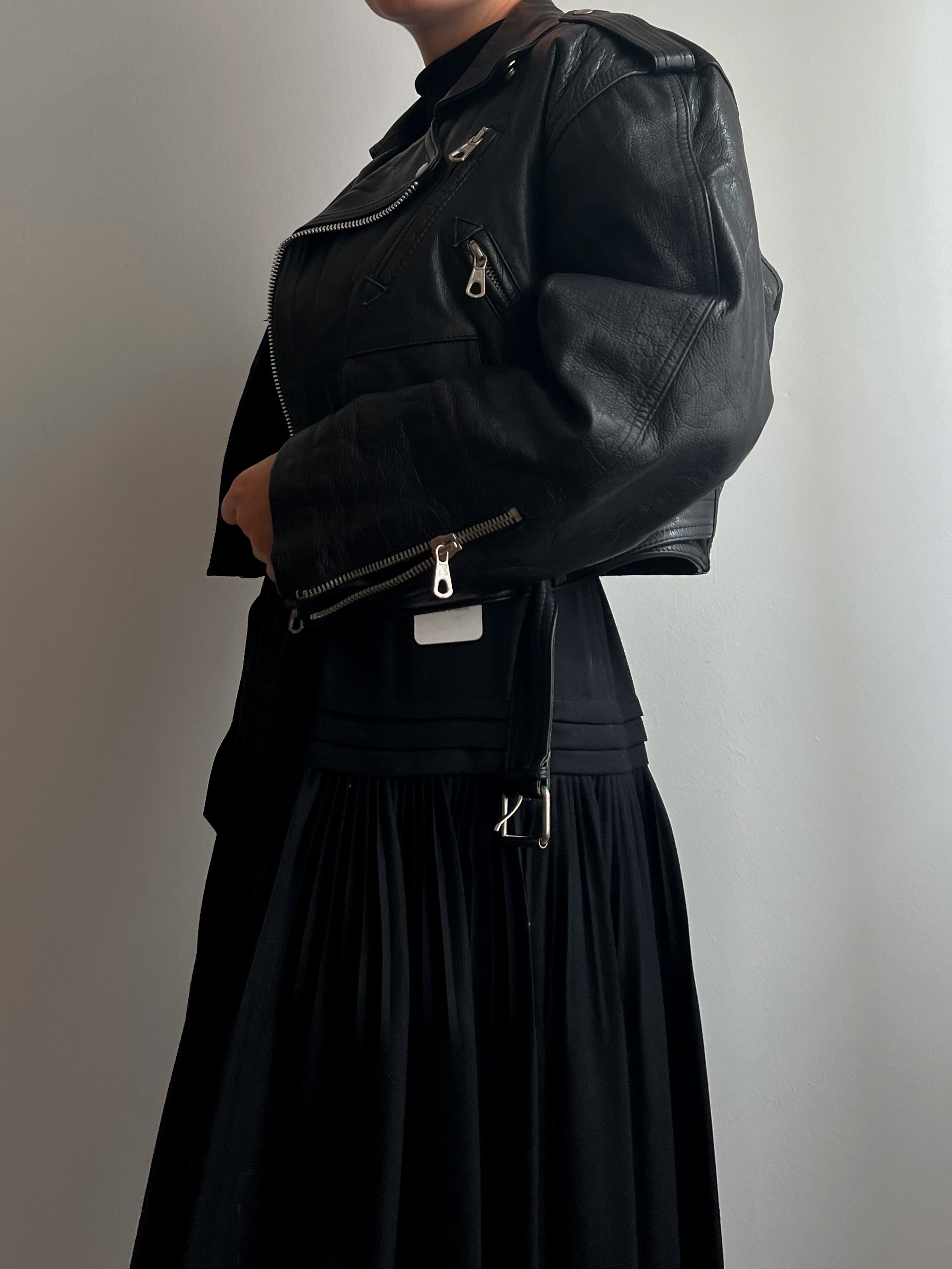 Chiodo nero in vera pelle