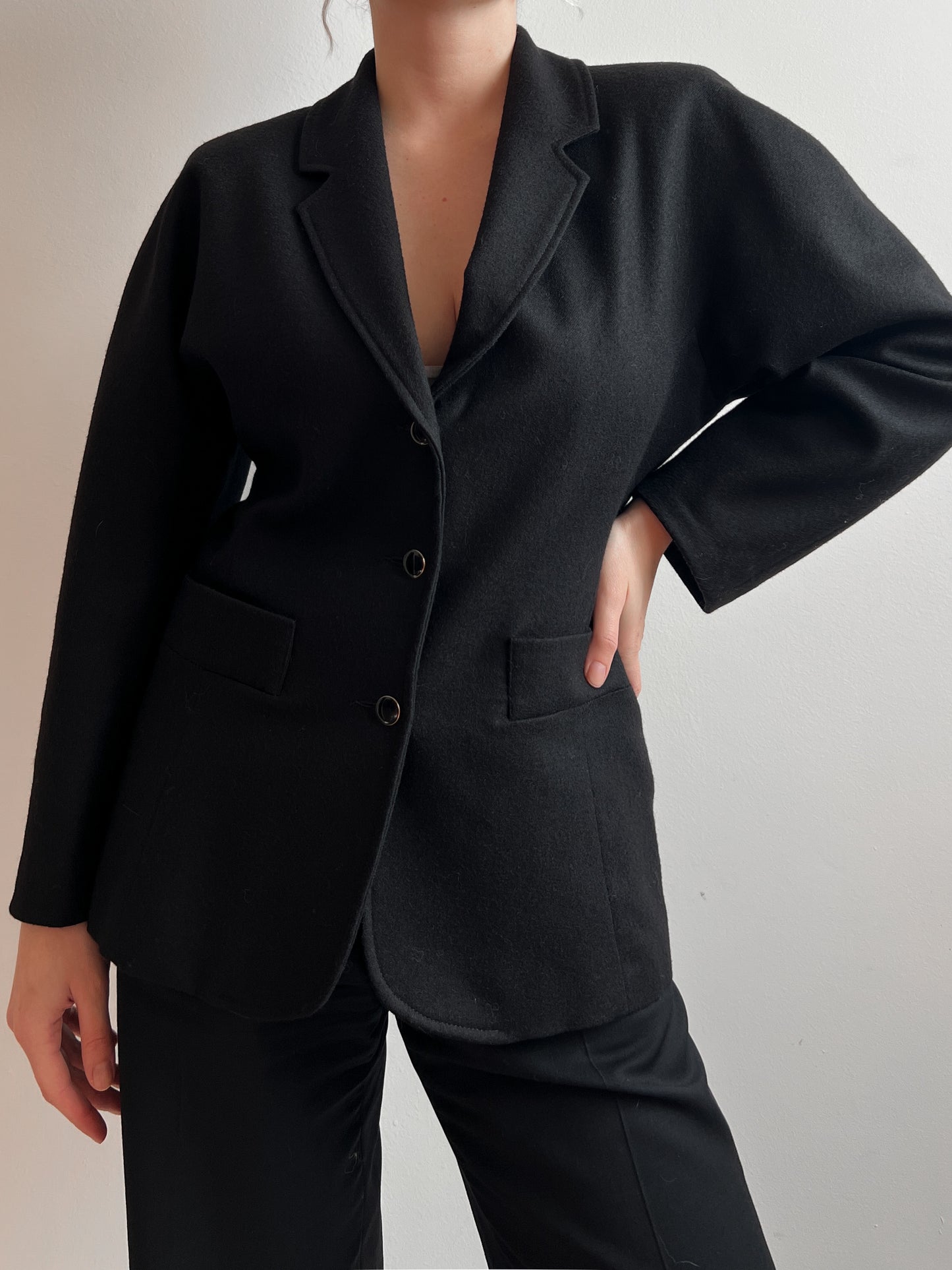 Pure virgin wool black blazer