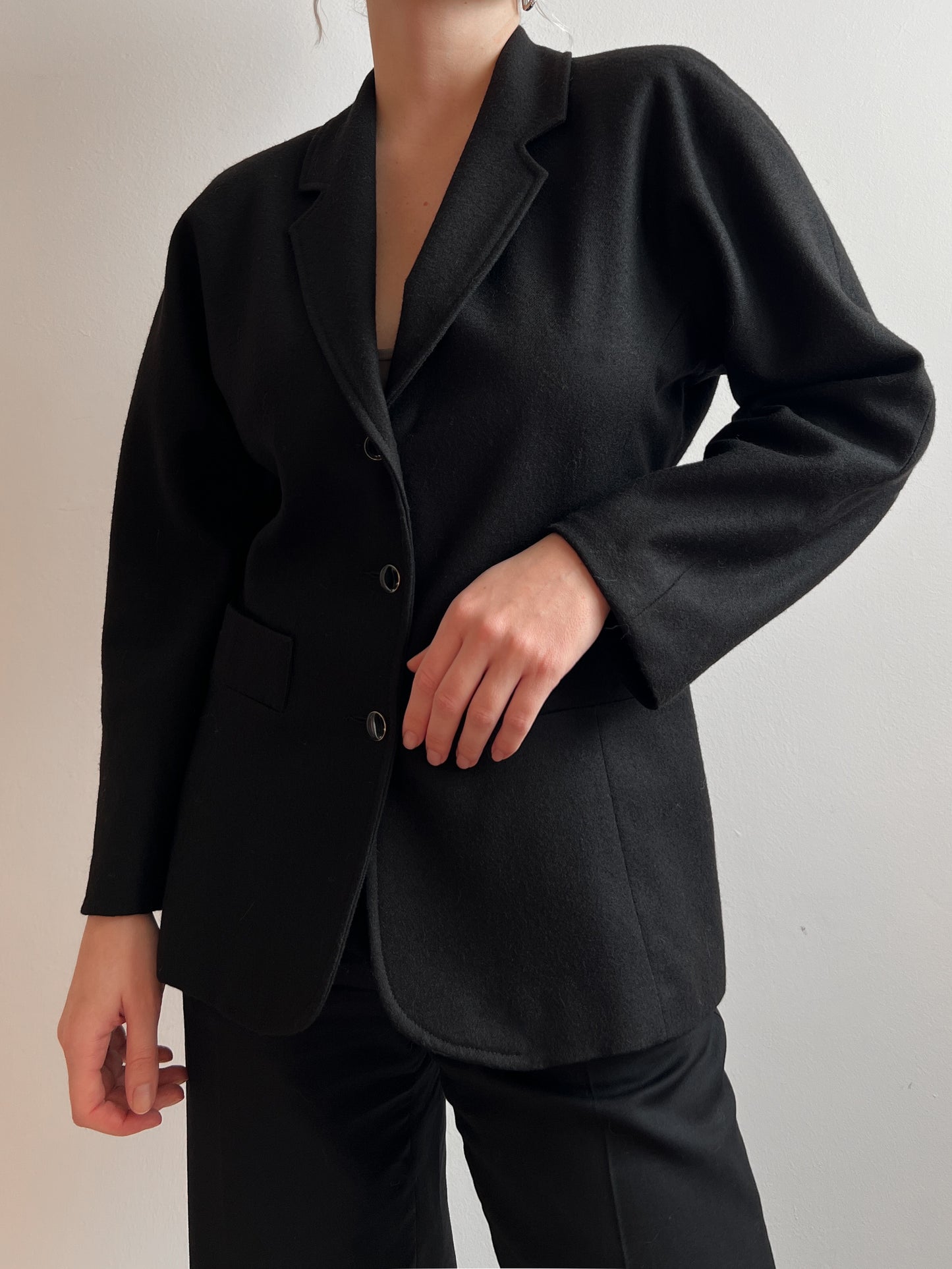 Pure virgin wool black blazer