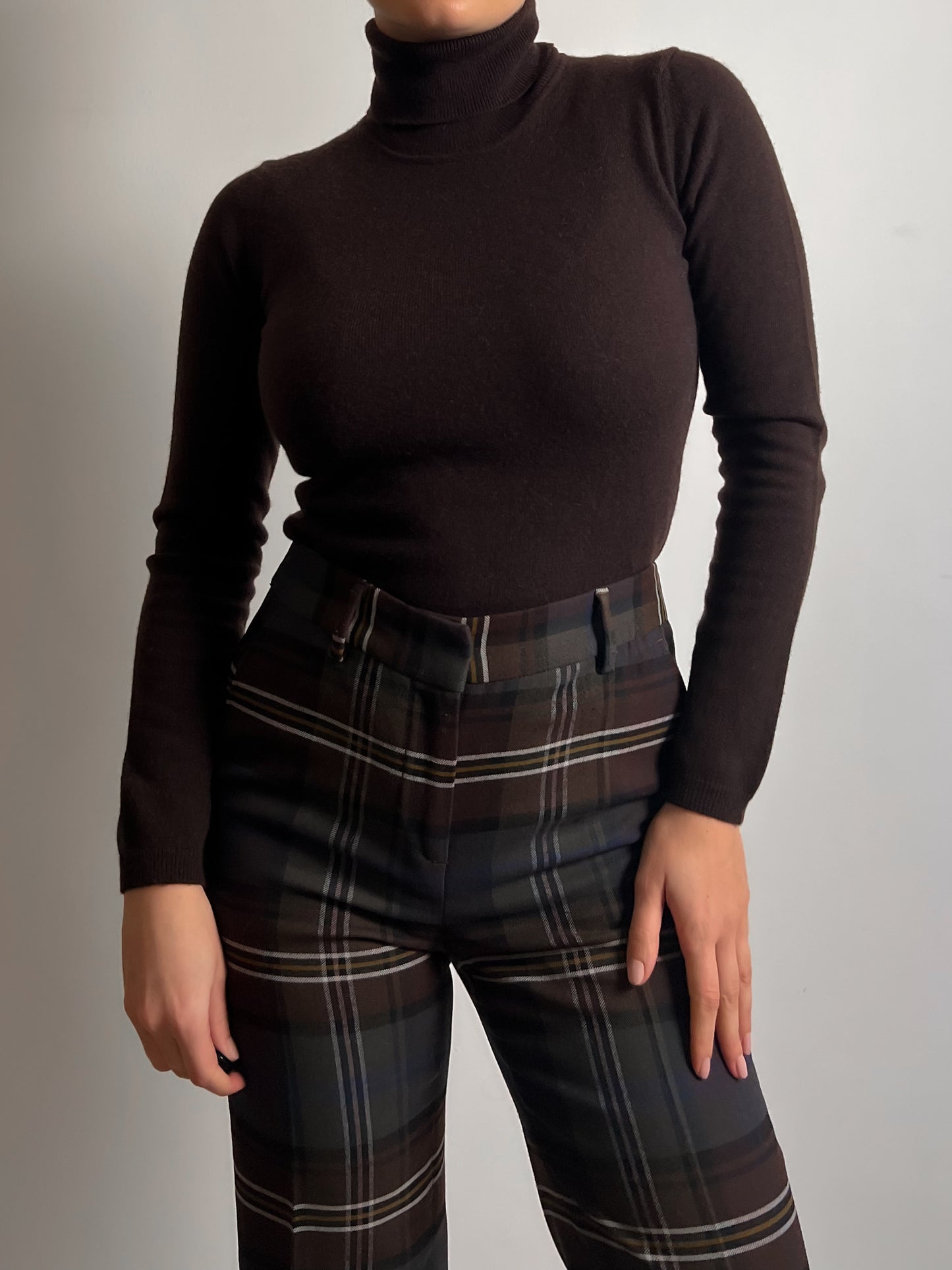 Pure cashmere brown turtleneck pull