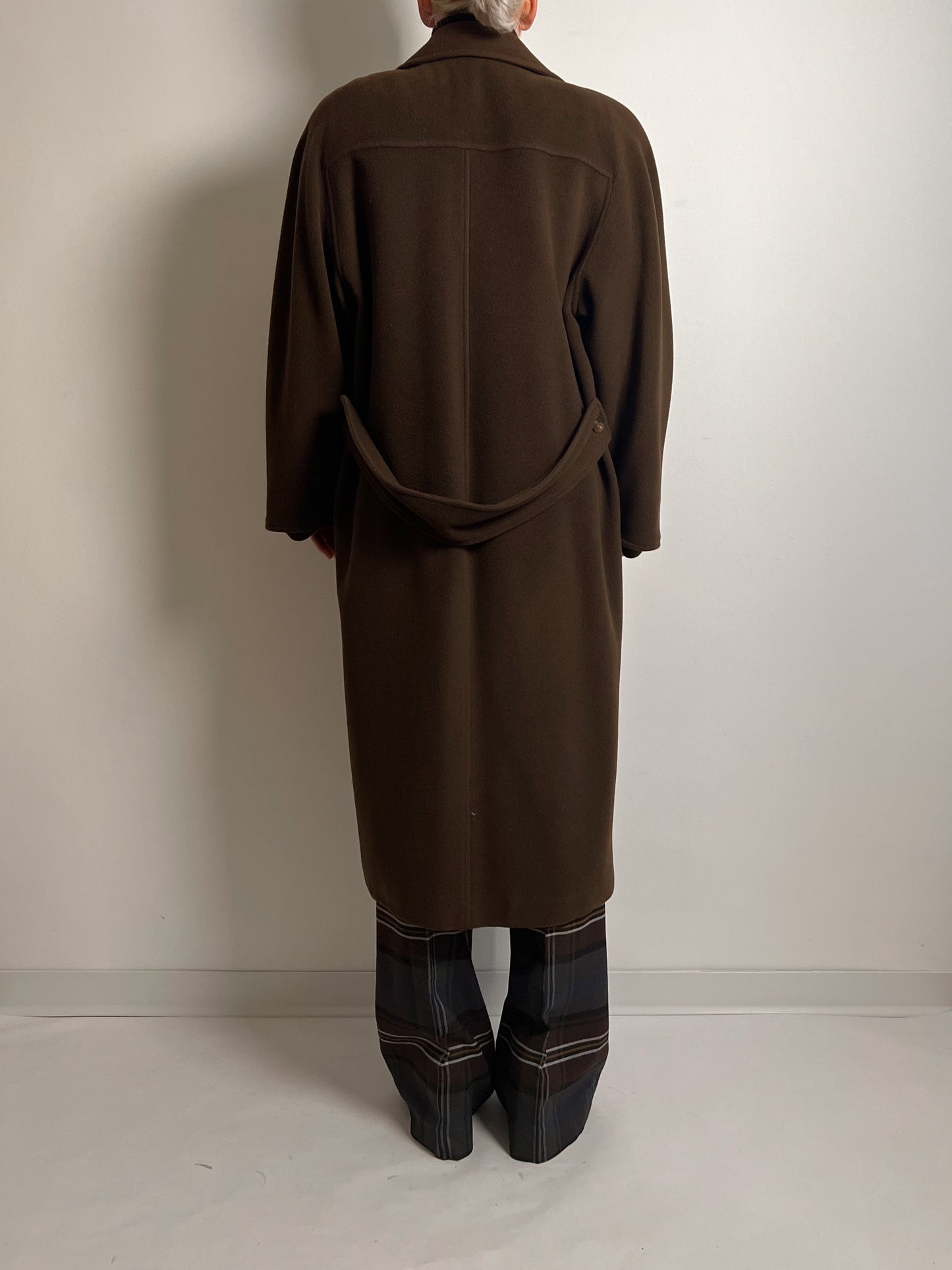 Wool and cashmere chocolate coat