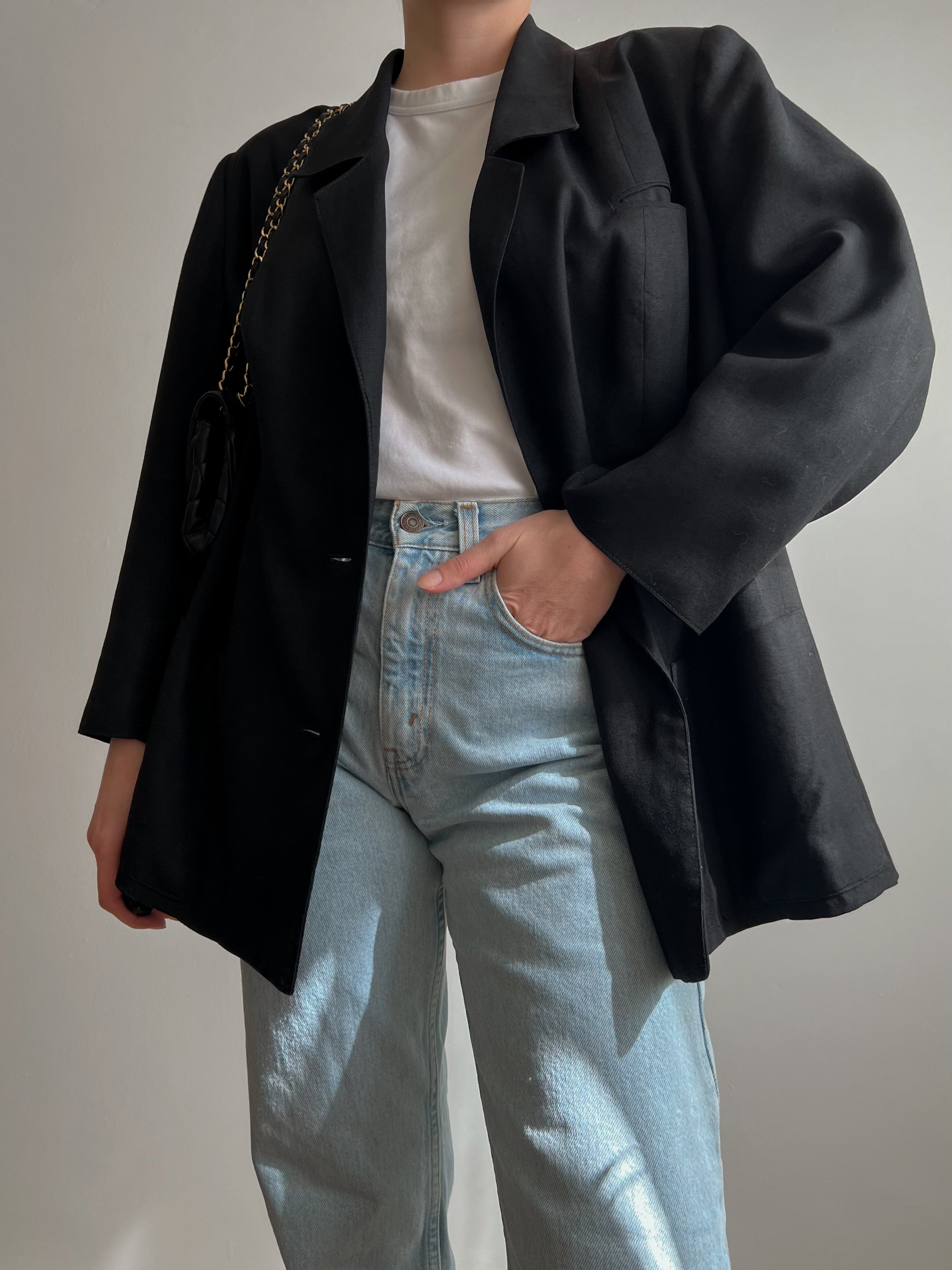 Blazer nero in lino