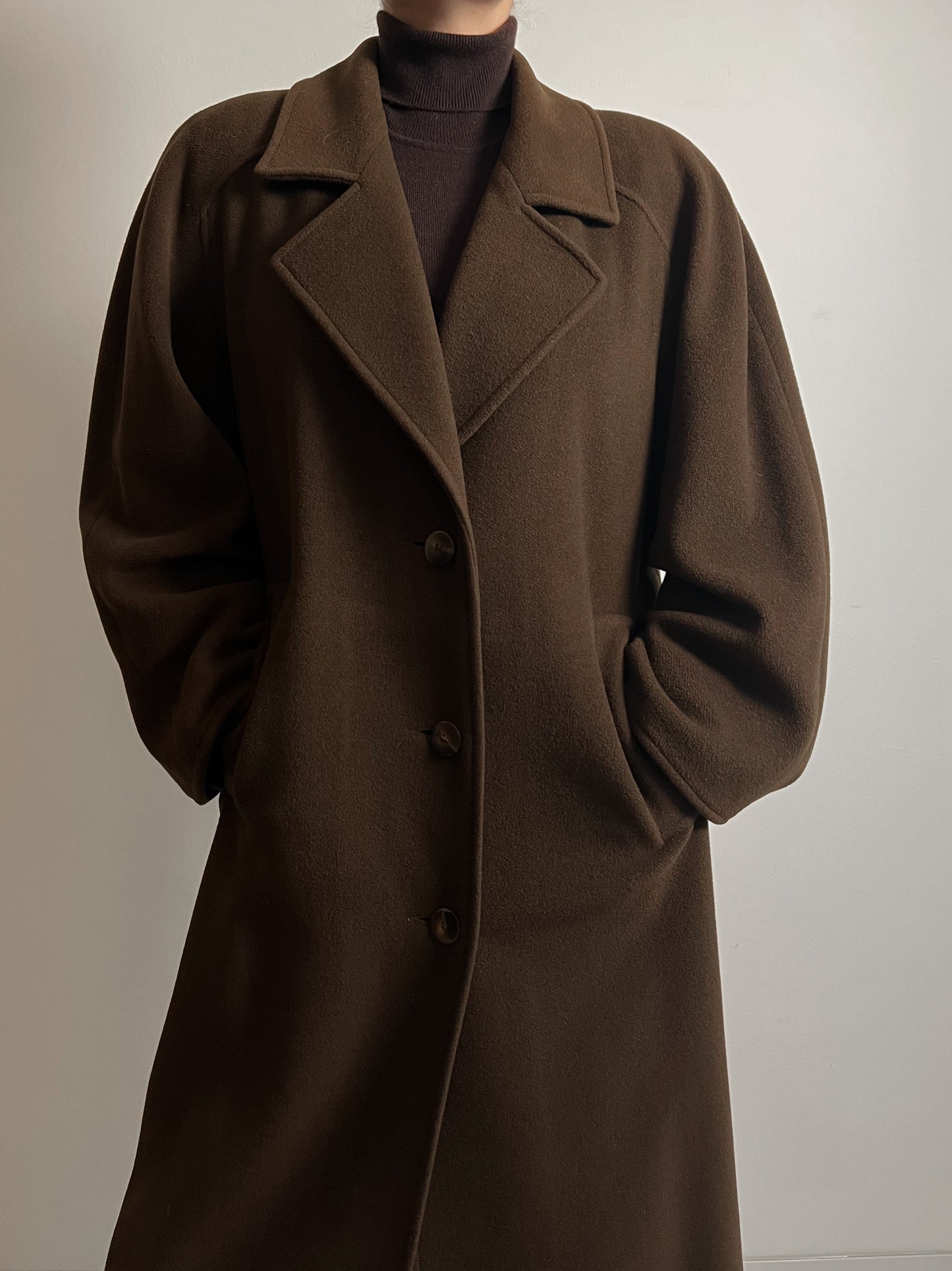 Wool and cashmere chocolate coat