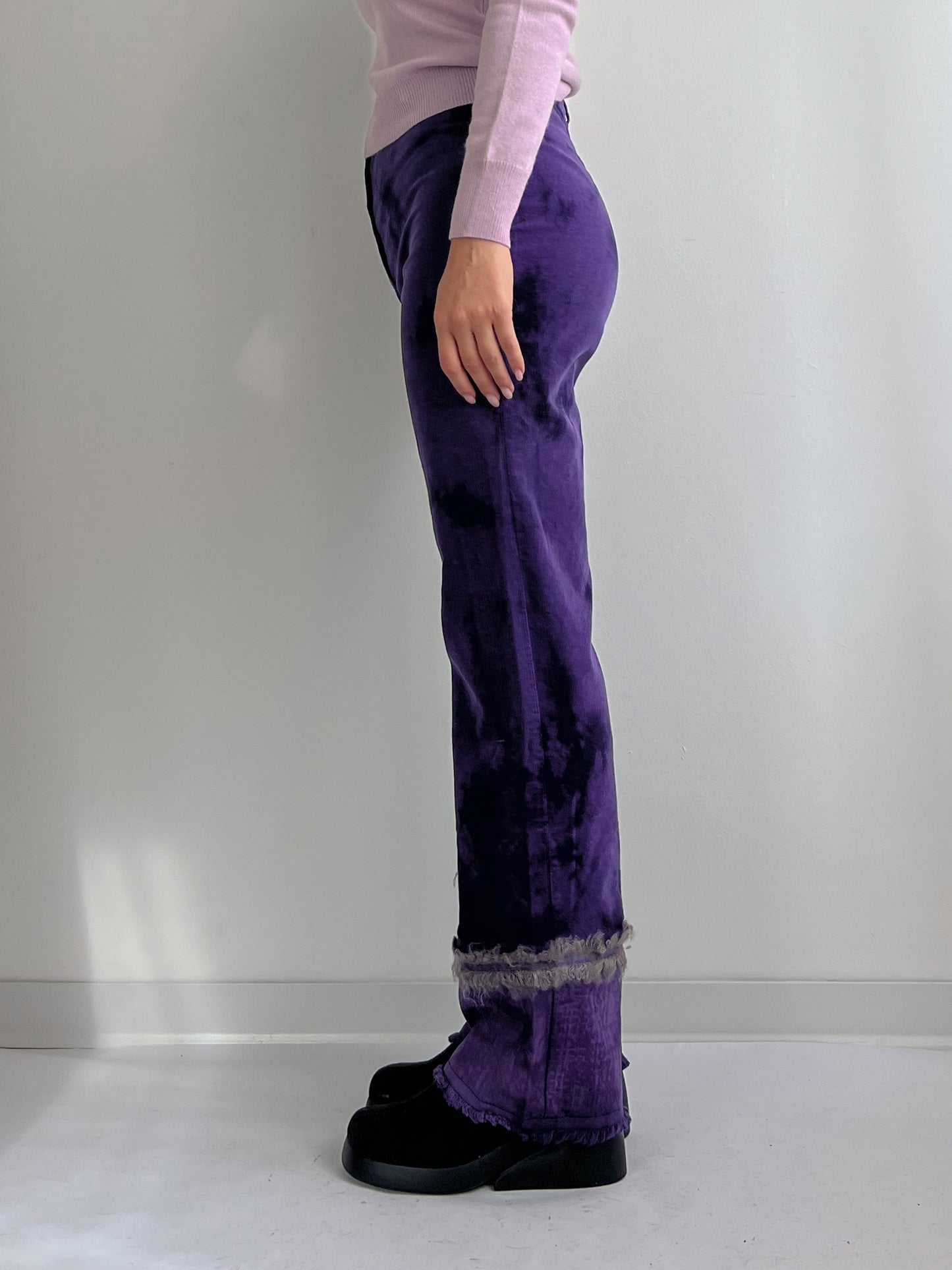 Pantaloni viola in velluto