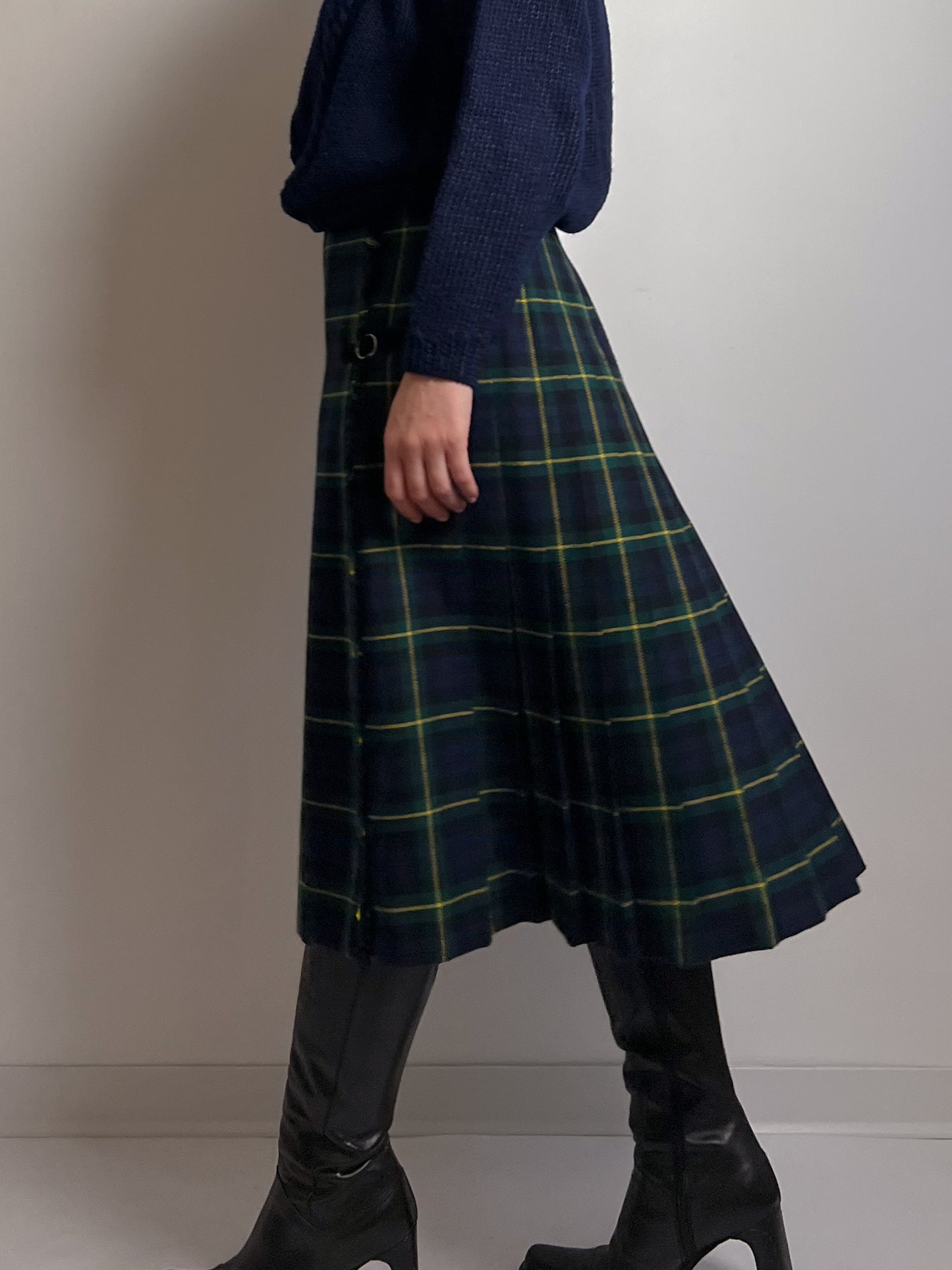 Wool blend pleated tartan skirt