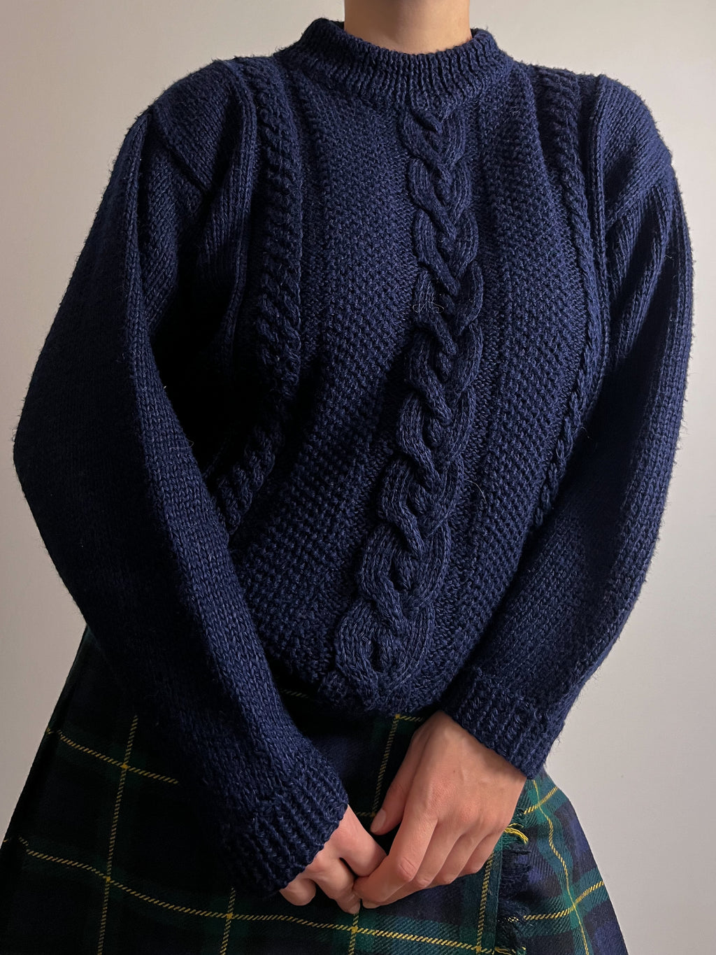 Wool blend embroidered blue pull