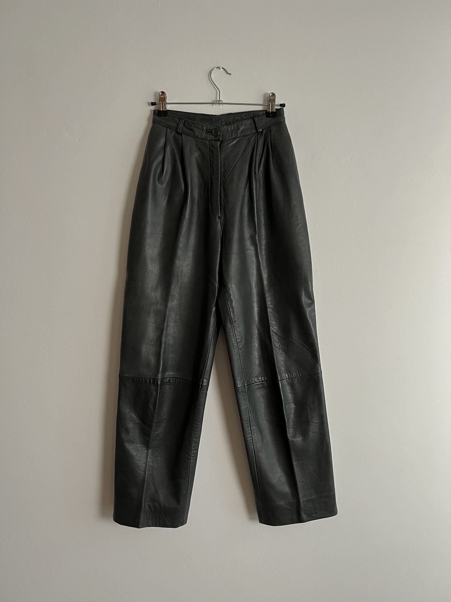 Real leather dark grey pants