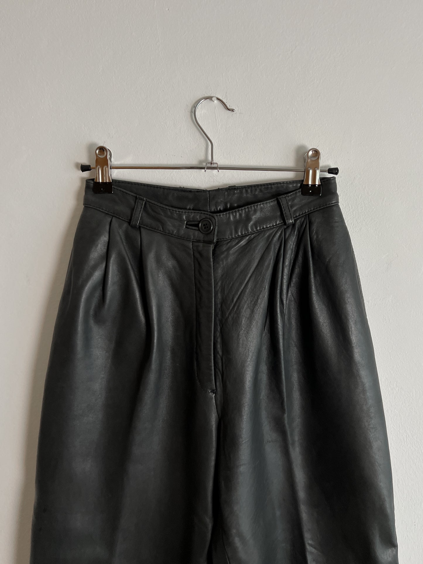 Real leather dark grey pants