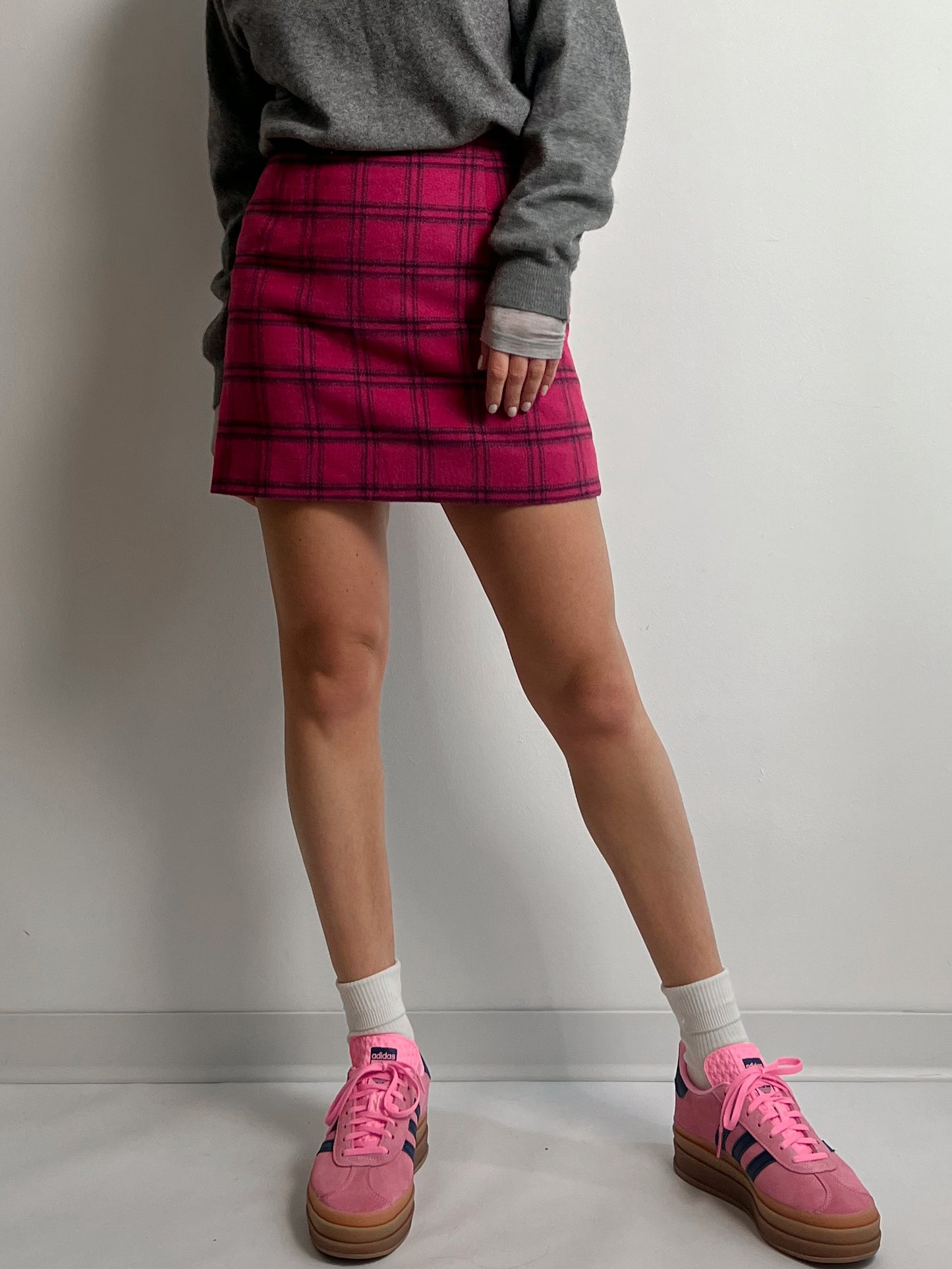 Pure wool pink tartan mini skirt