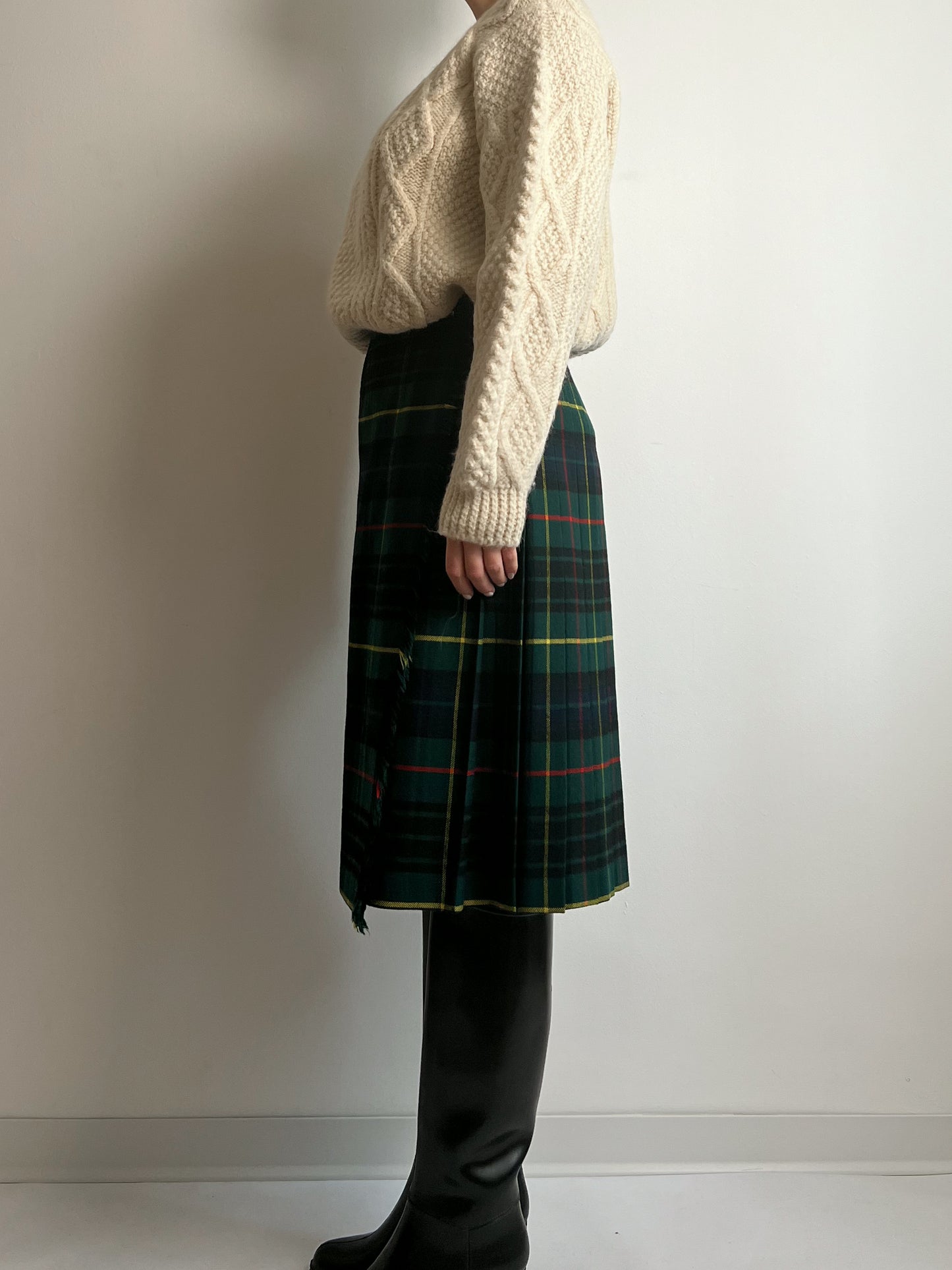 Pure wool pleated tartan skirt