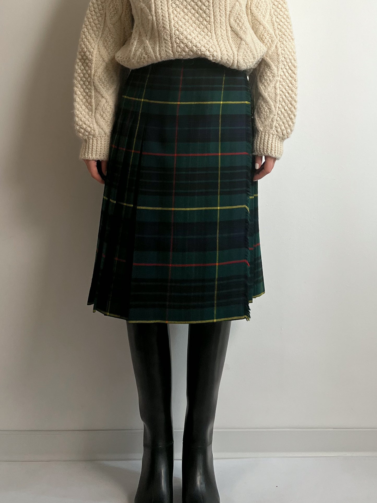 Pure wool pleated tartan skirt