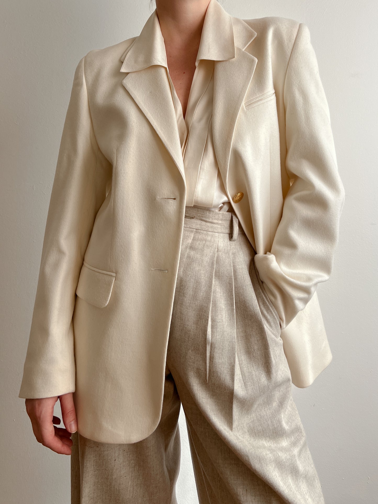 Wool and cashmere ivory blazer