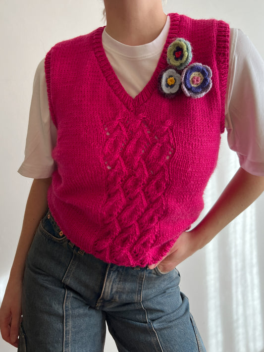 Pure wool embroidered pink vest