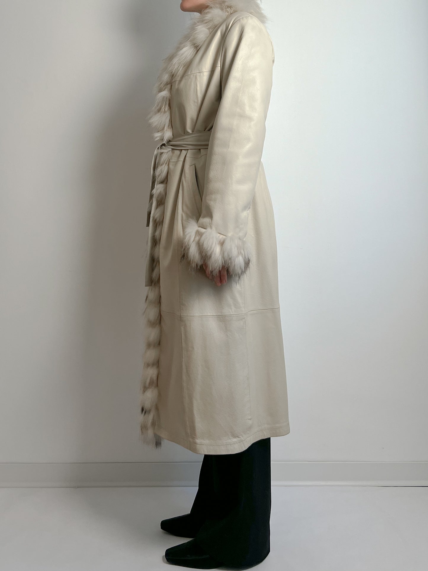 Real leather and fur ivory trench