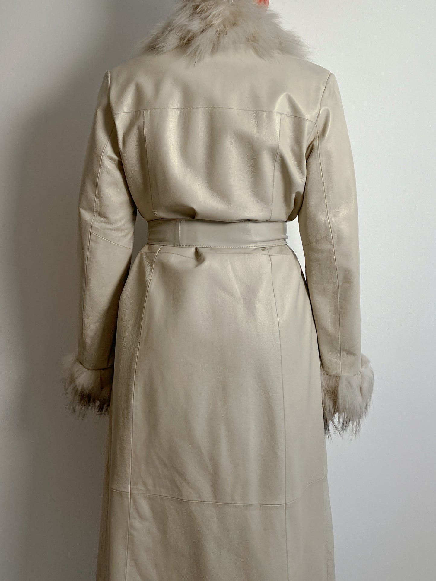 Real leather and fur ivory trench