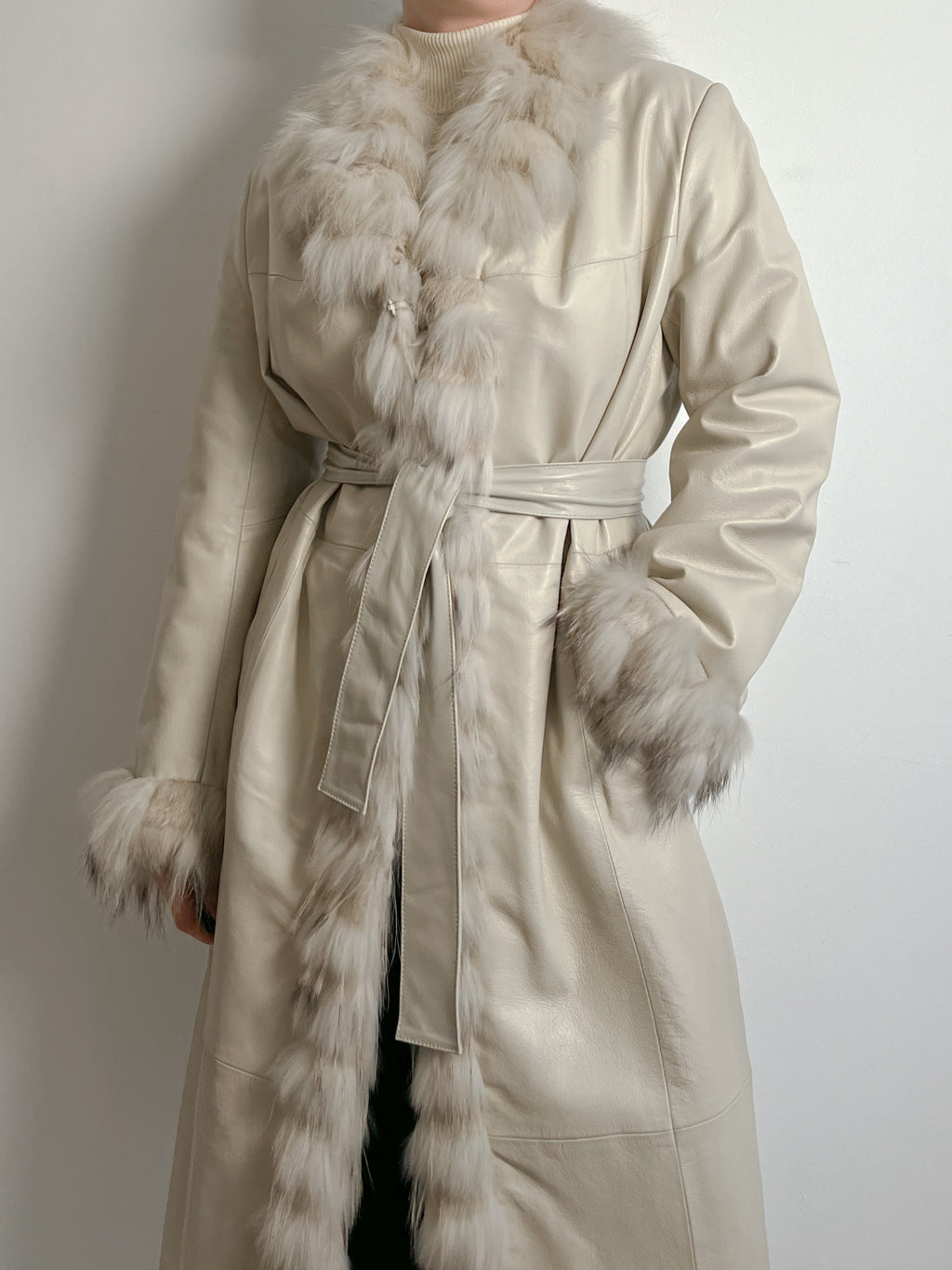 Real leather and fur ivory trench