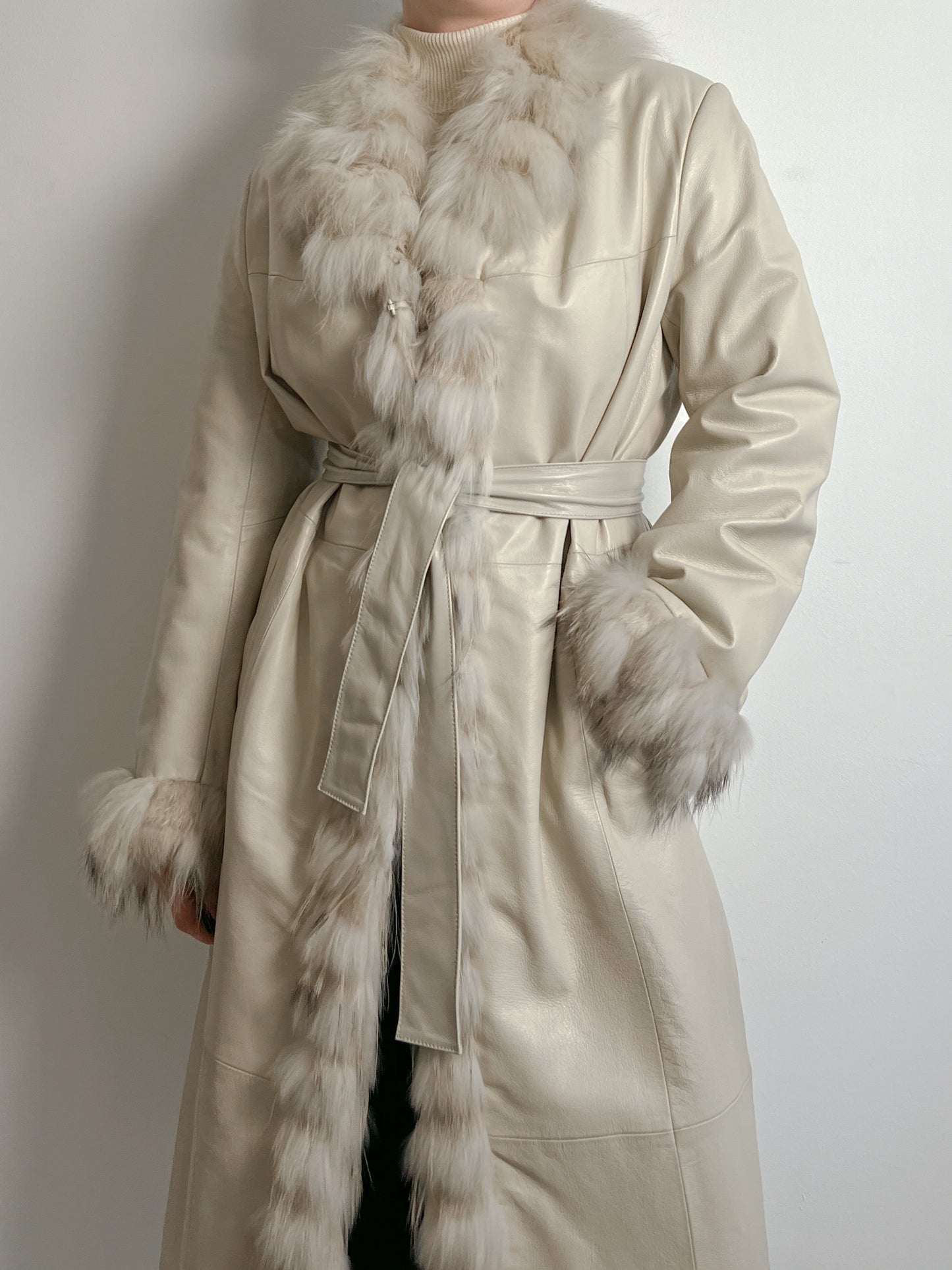 Real leather and fur ivory trench