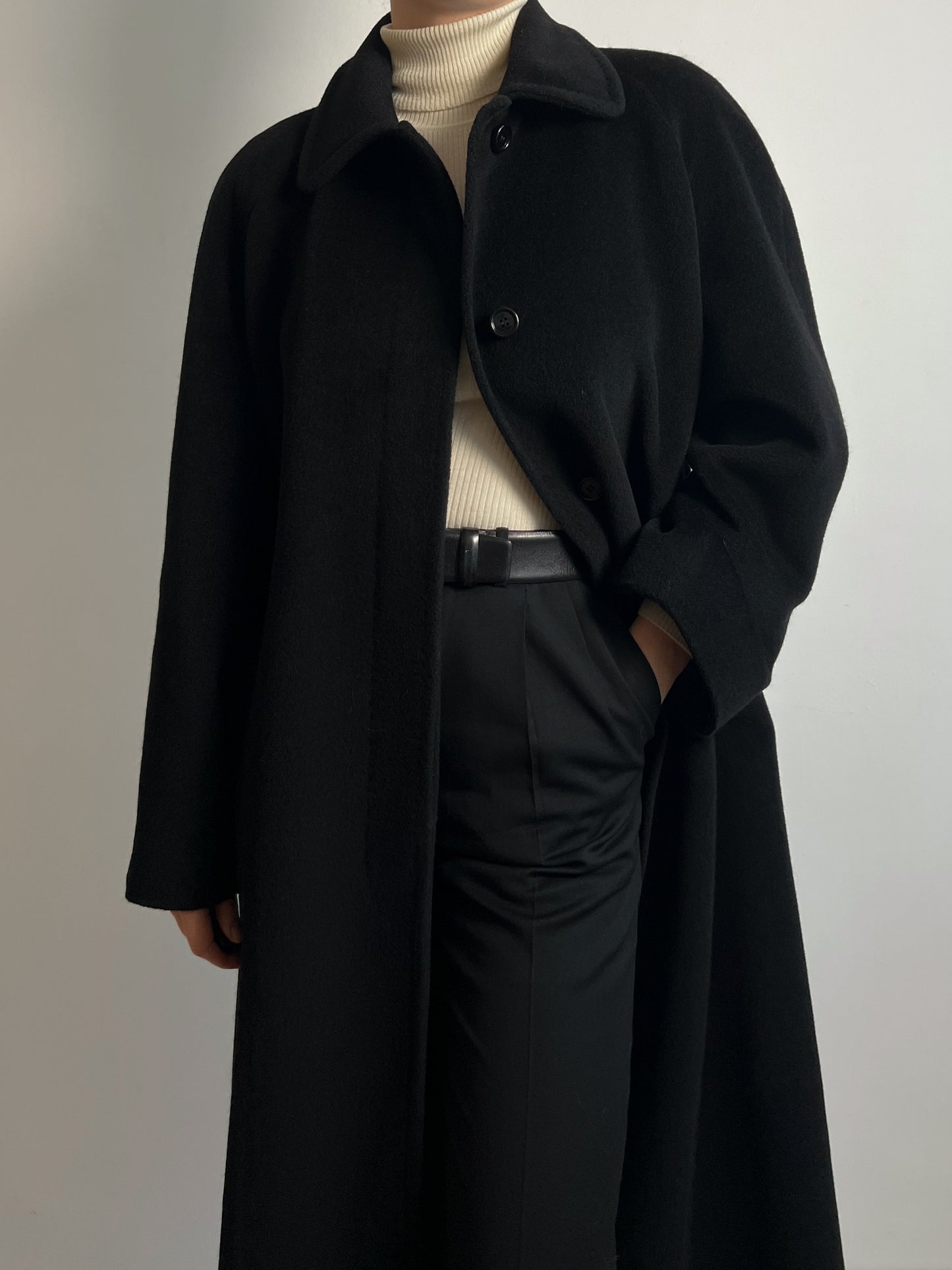 Piacenza pure wool black coat