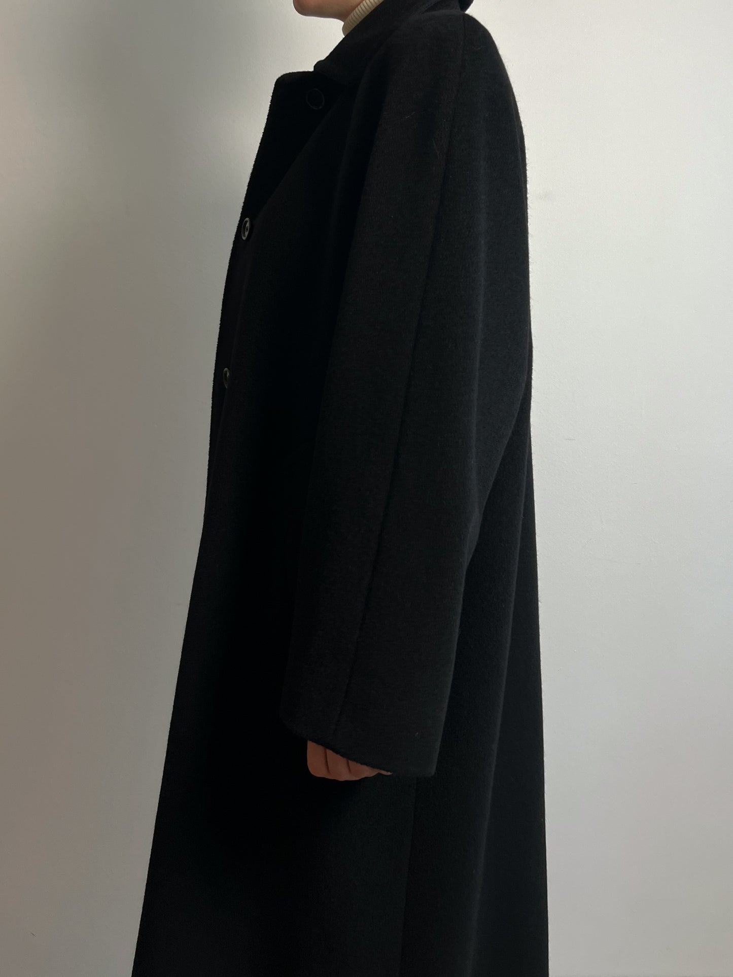 Piacenza pure wool black coat