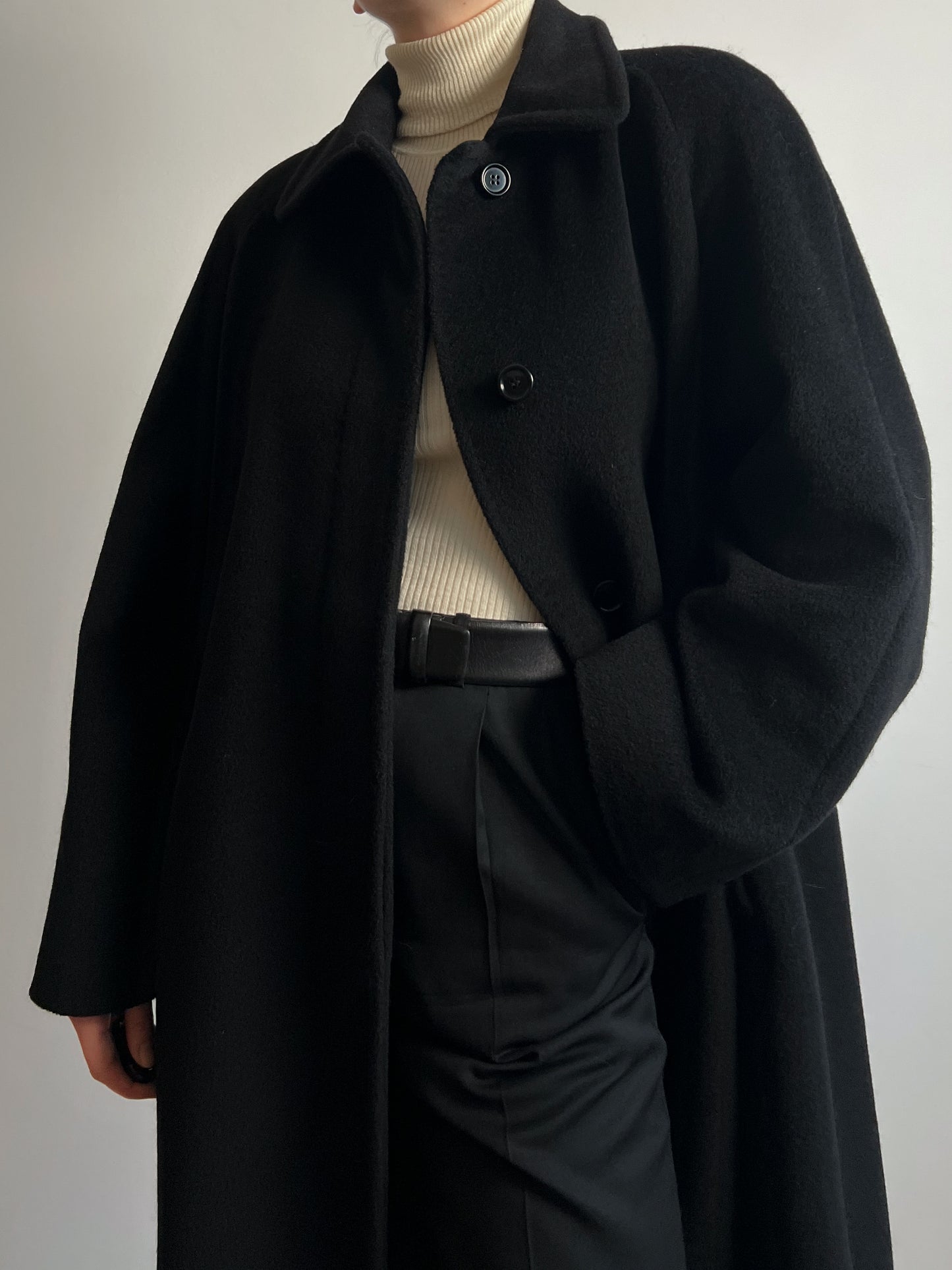 Piacenza pure wool black coat