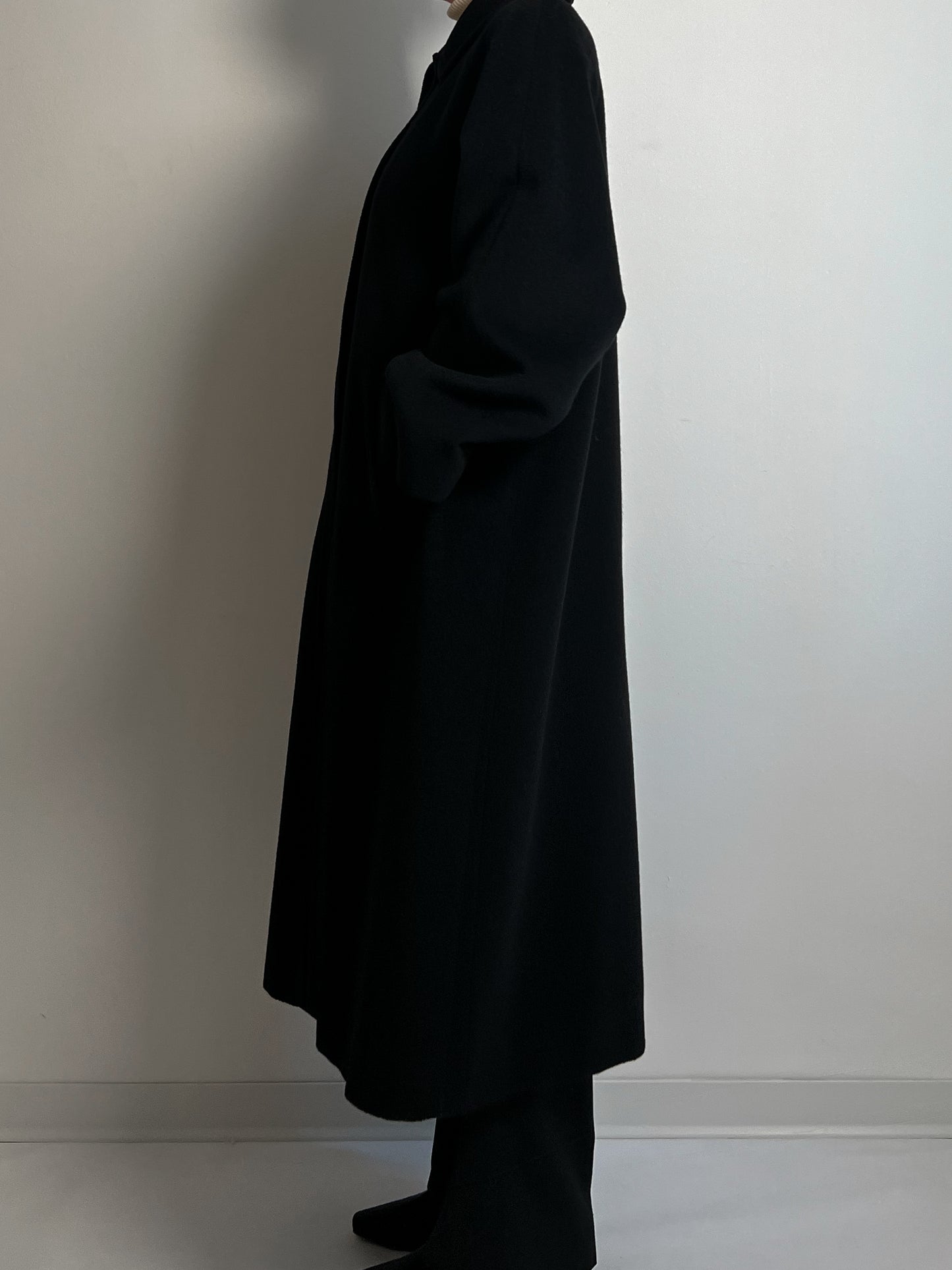 Piacenza pure wool black coat