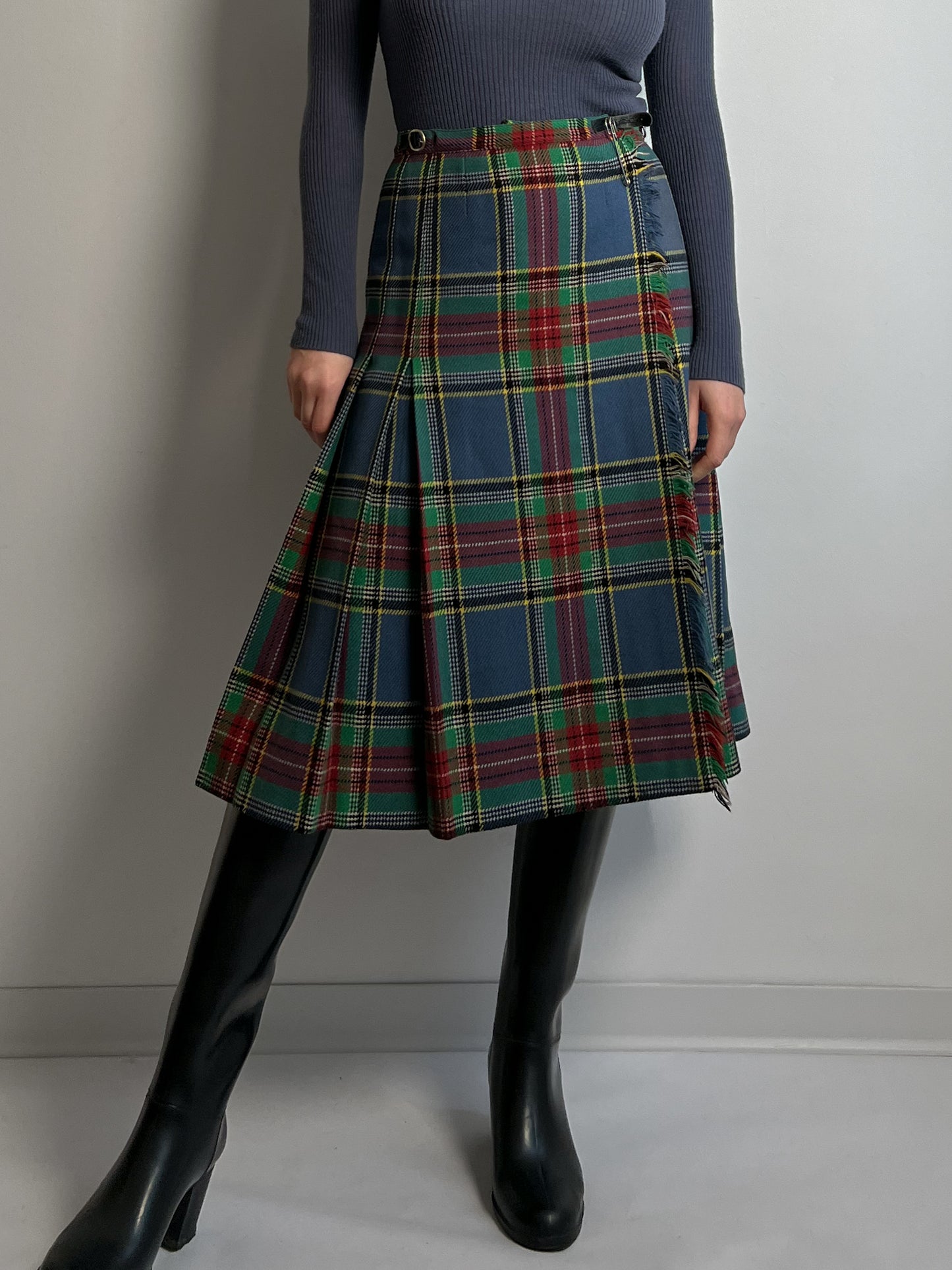 Pure wool pleated tartan skirt