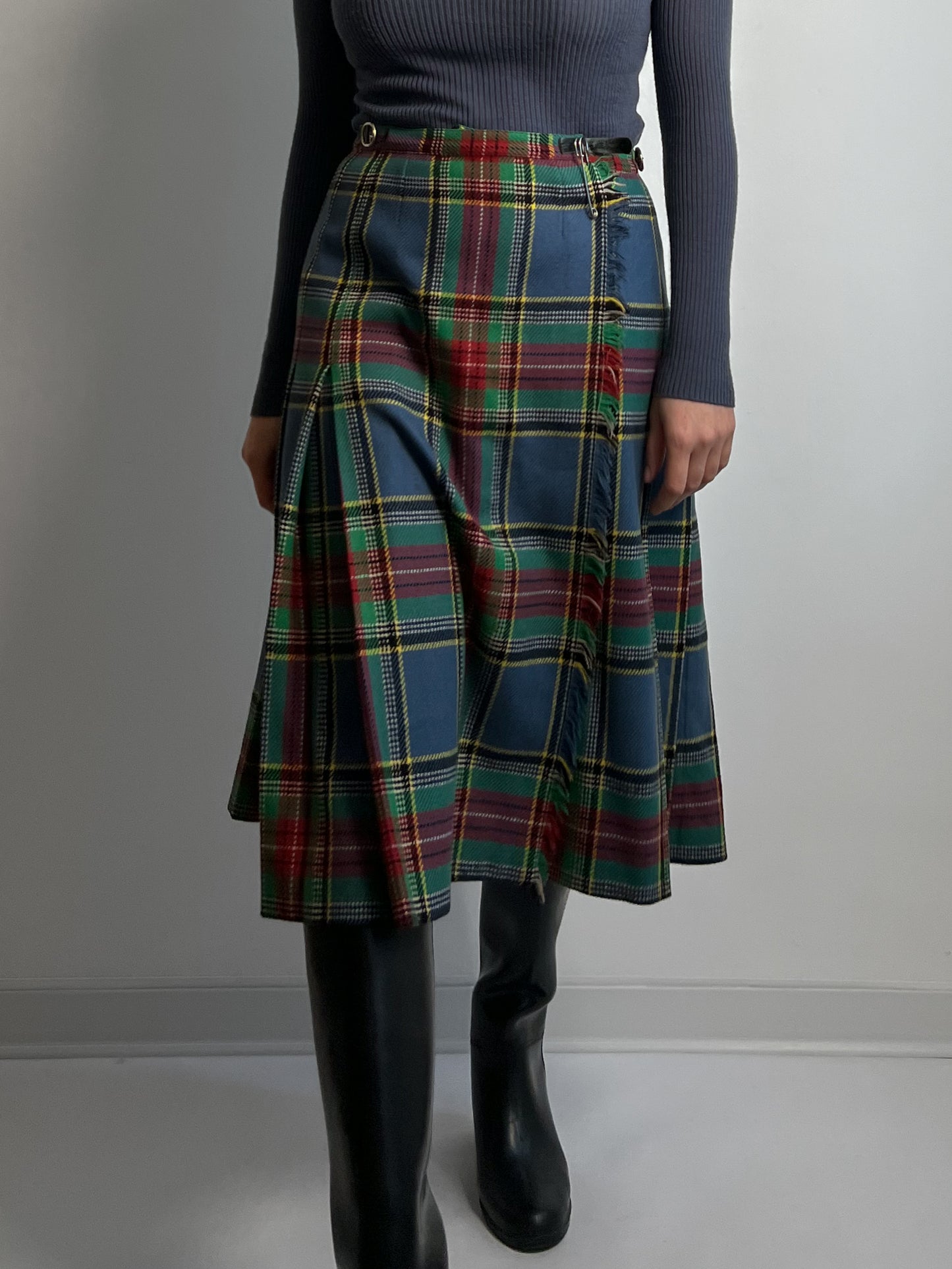 Pure wool pleated tartan skirt