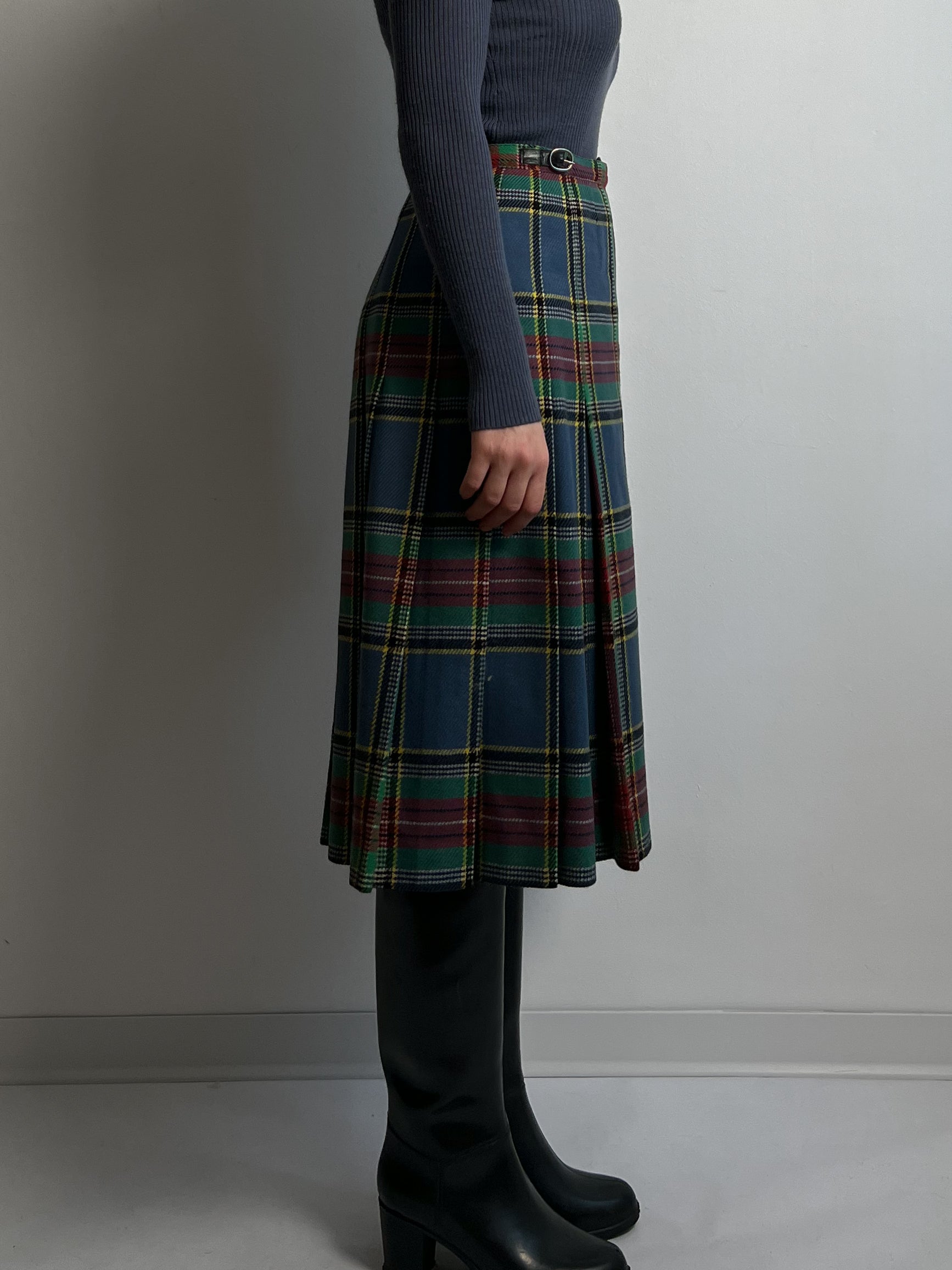 Pure wool pleated tartan skirt